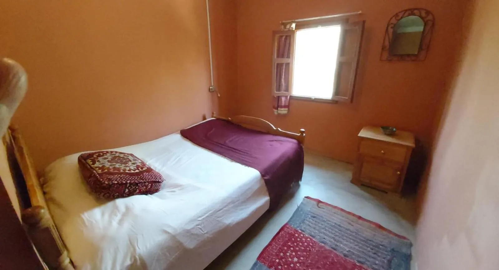 Bed in kasbah Ait arbi