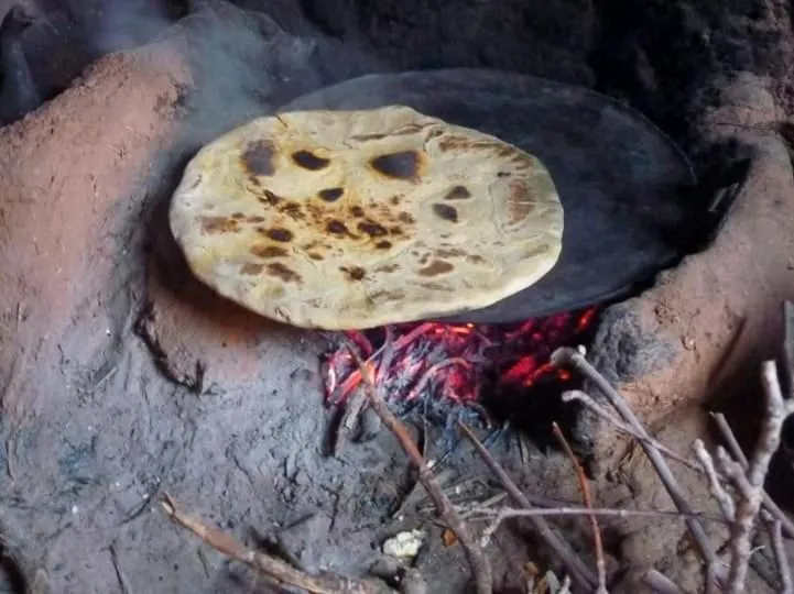 Hiking in kasbah Ait arbi