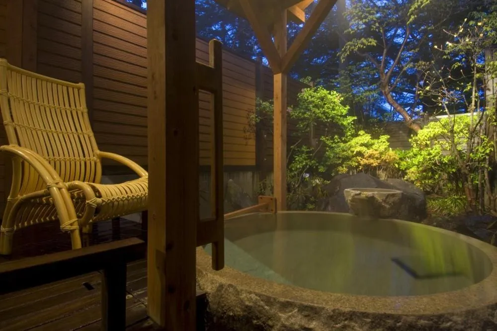 Open Air Bath in Kanemidori