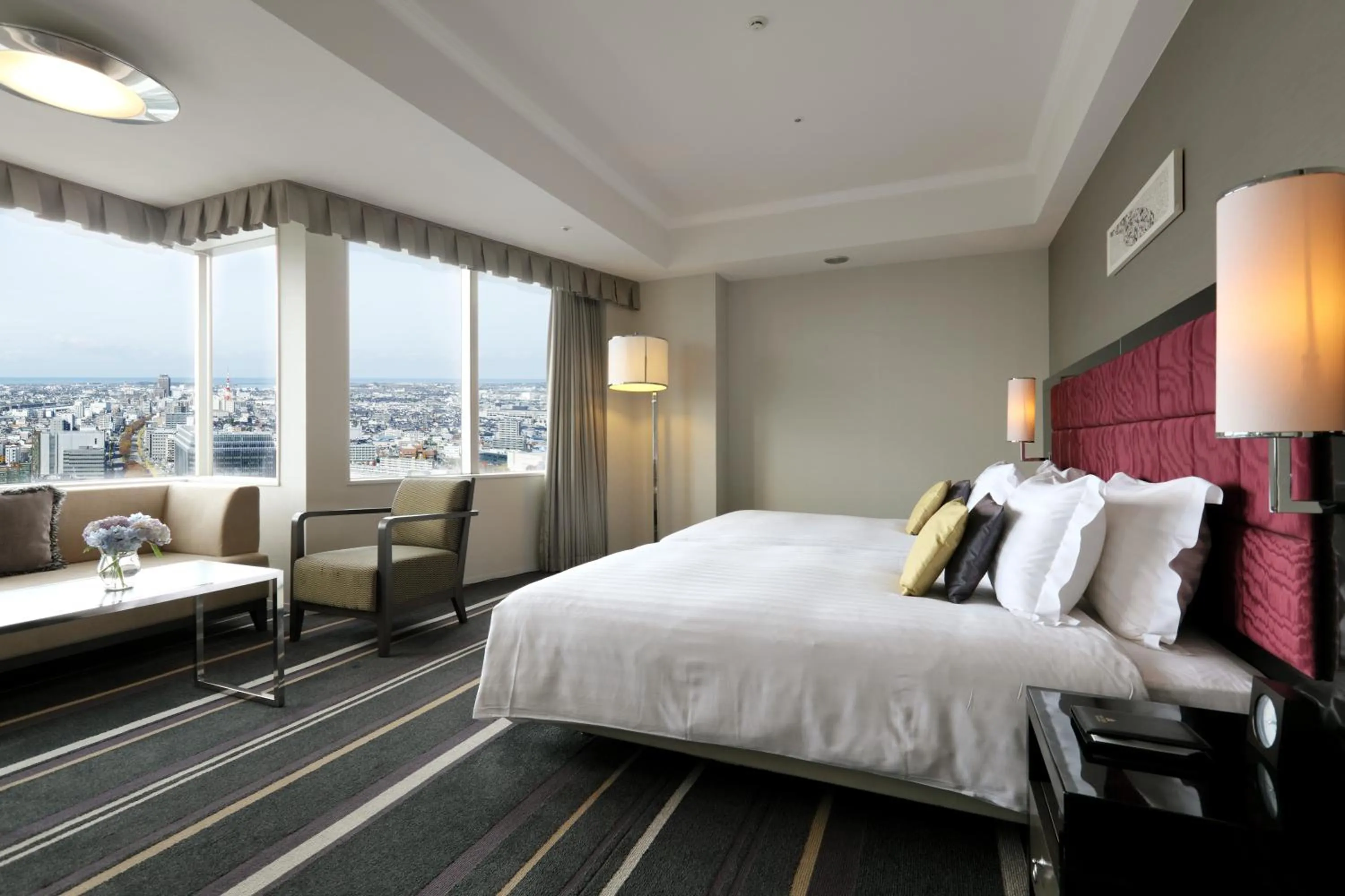 Photo of the whole room, Bed in Hotel Nikko Kanazawa