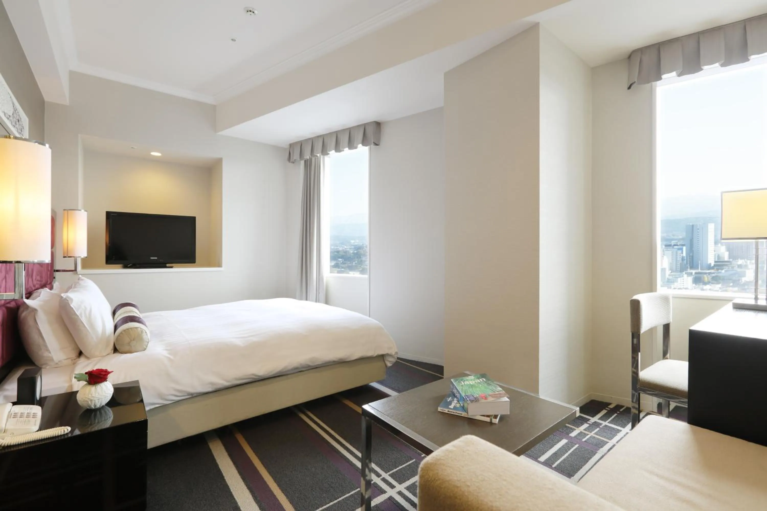 Photo of the whole room, Bed in Hotel Nikko Kanazawa