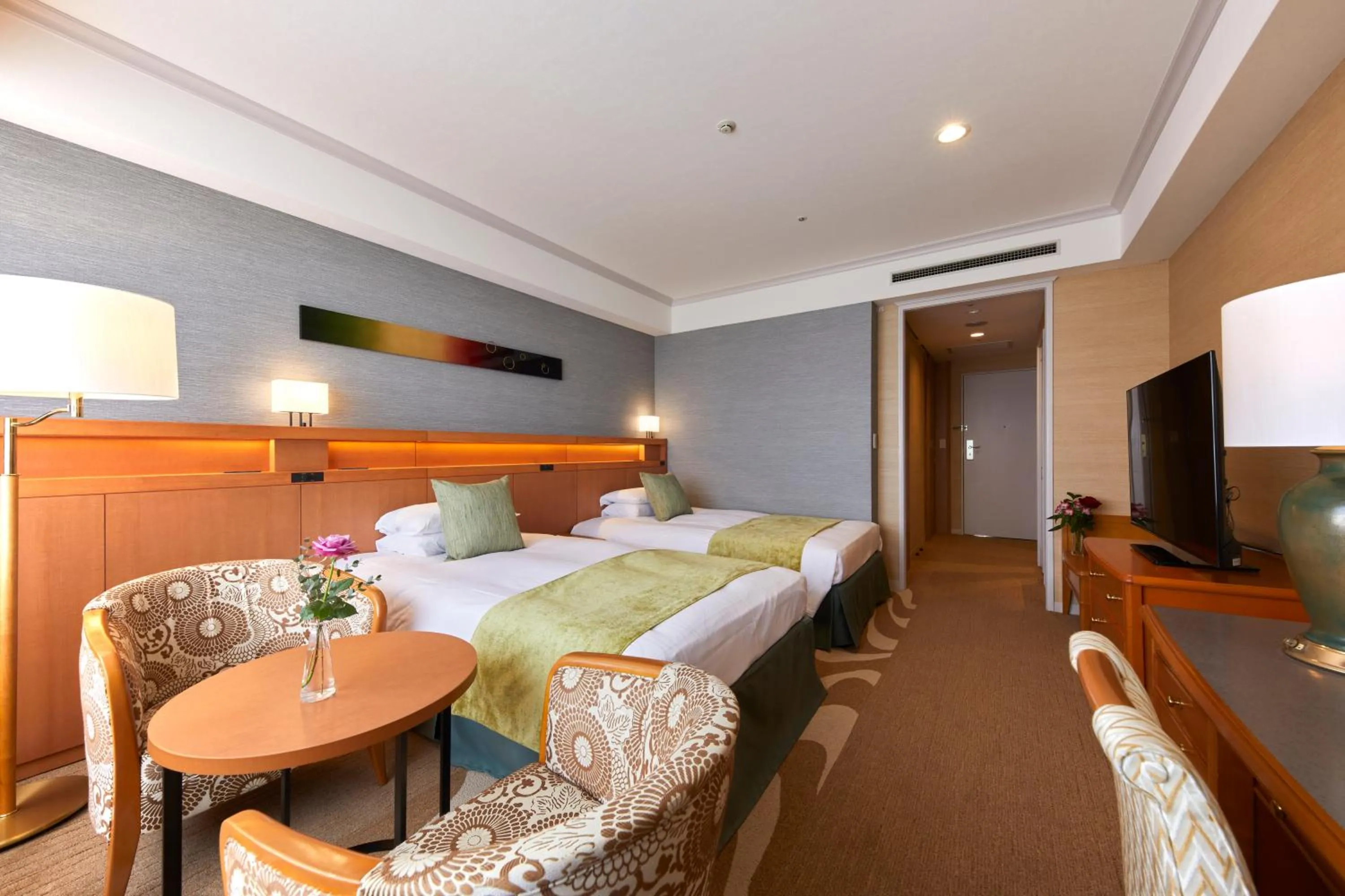 Photo of the whole room, Bed in Hotel Nikko Kanazawa