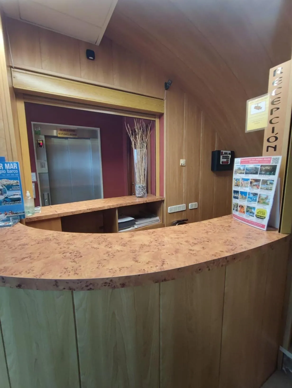 Lobby or reception in Hotel Rio Mar