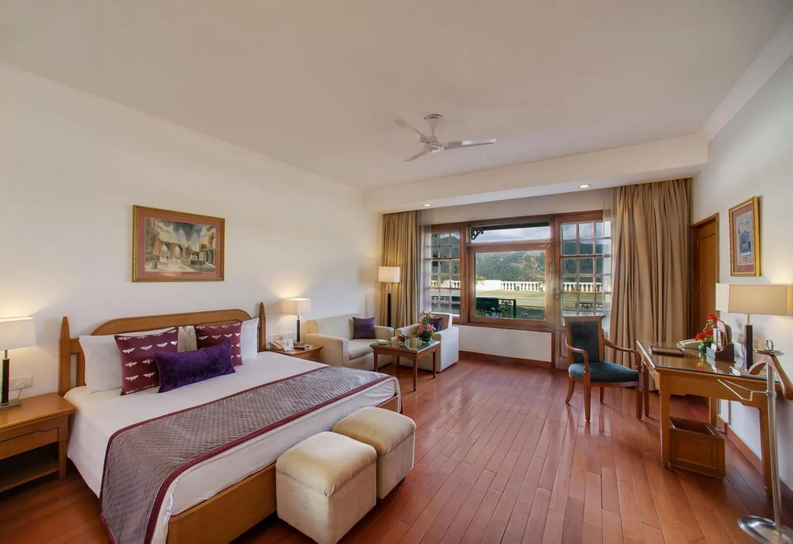 Bedroom, Bed in Jaypee Residency Manor