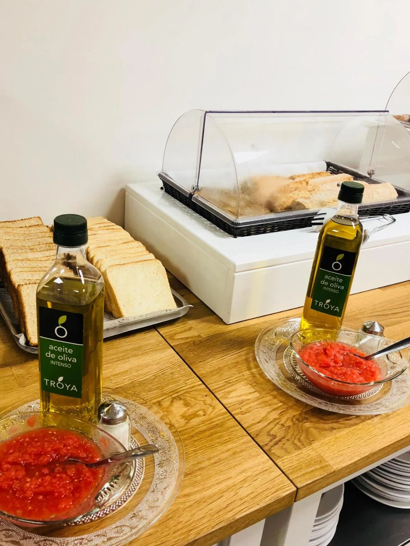 Breakfast in Rosabel