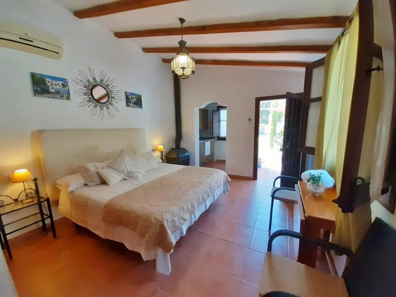 Bed in Escuela La Crujía