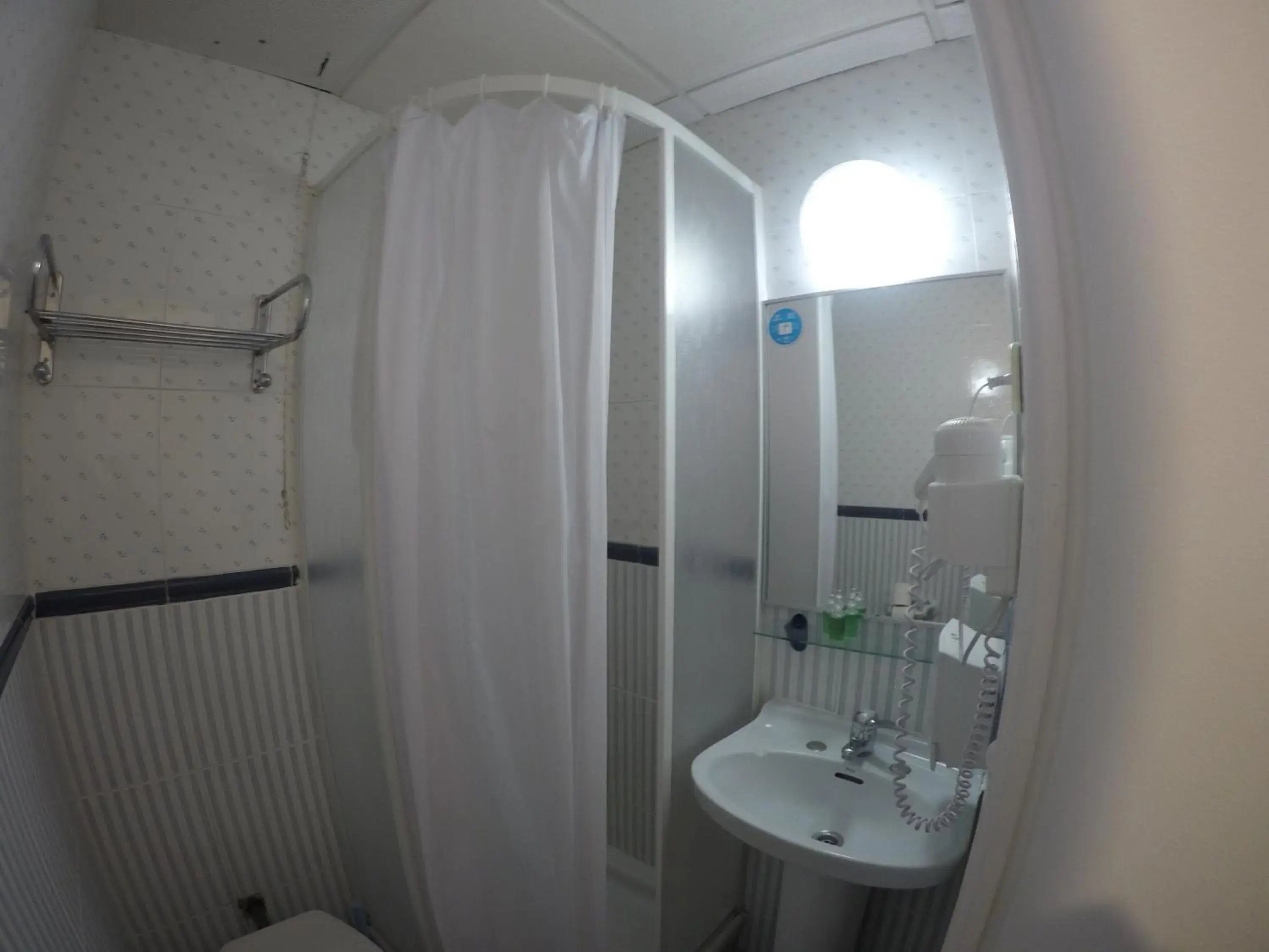 Single Room in Hostal Los Perales Single Room in Hostal Los Perales