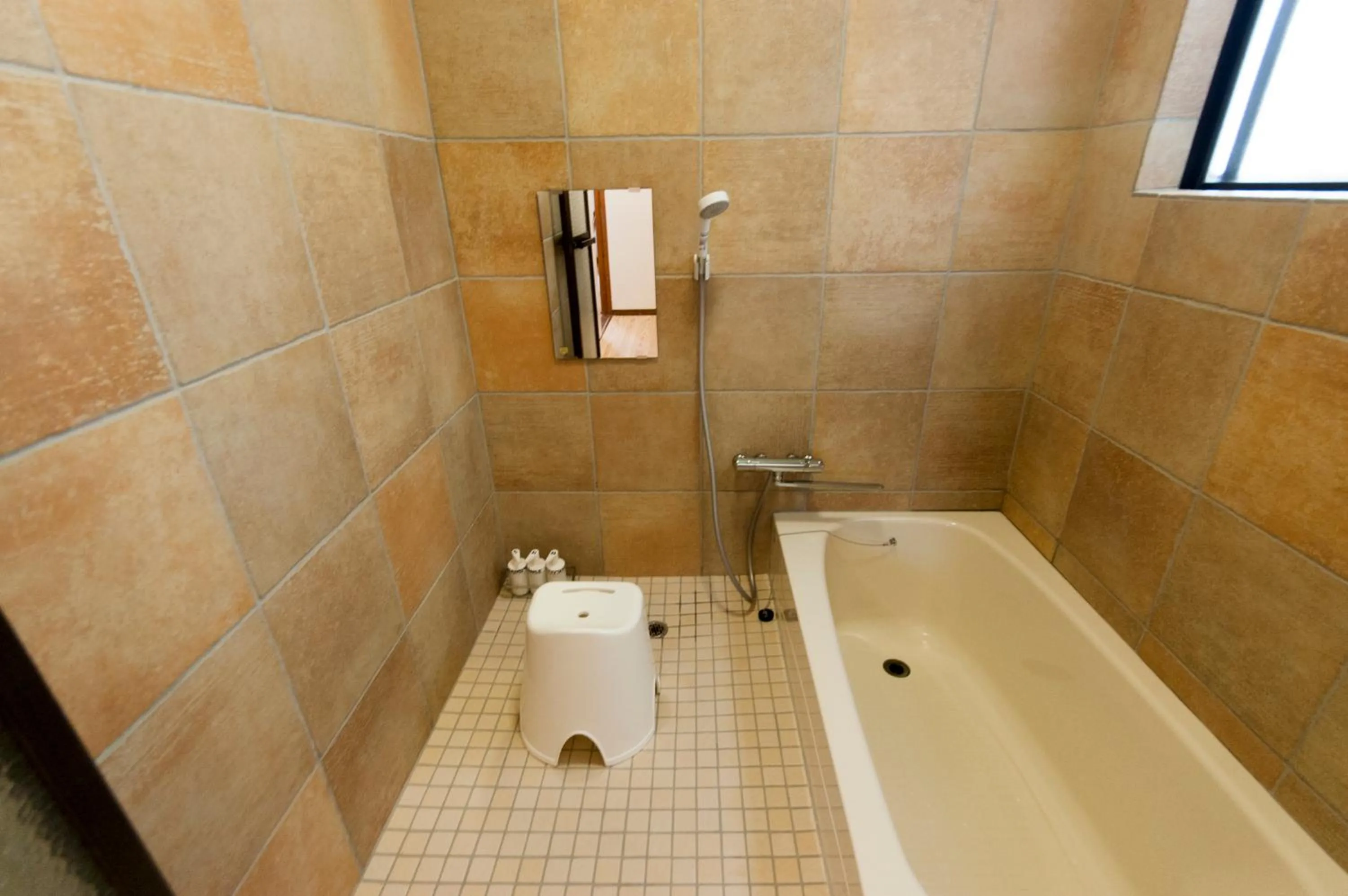 Shower in Suikomareso