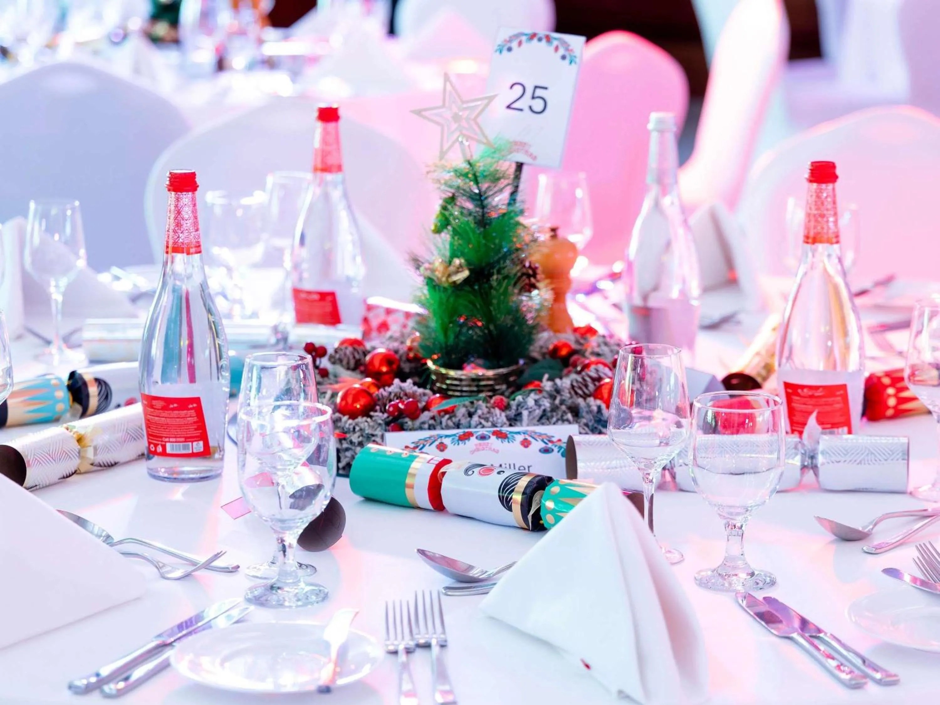 Meeting/conference room in Queen Elizabeth 2 Hotel