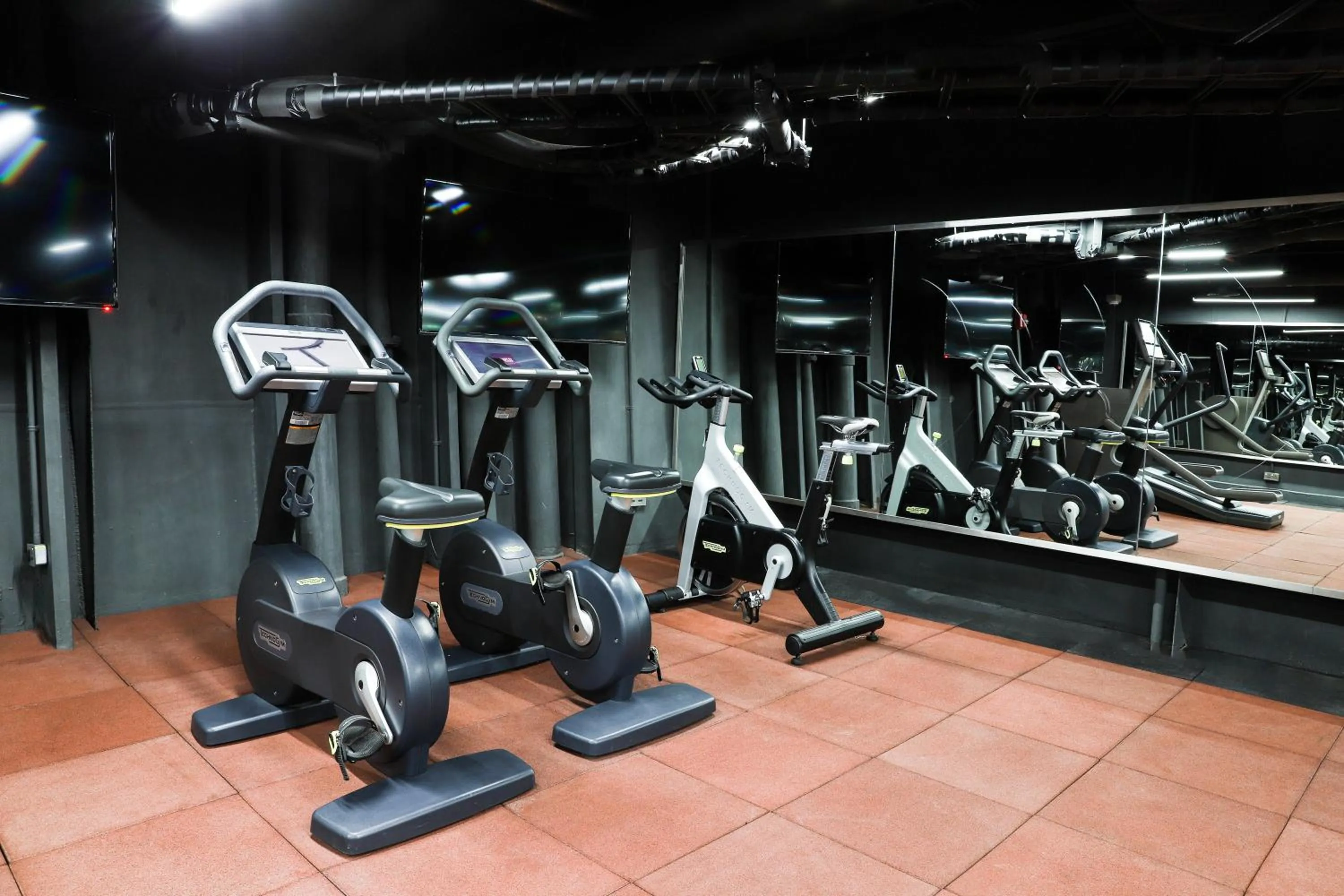 Fitness centre/facilities in Queen Elizabeth 2 Hotel