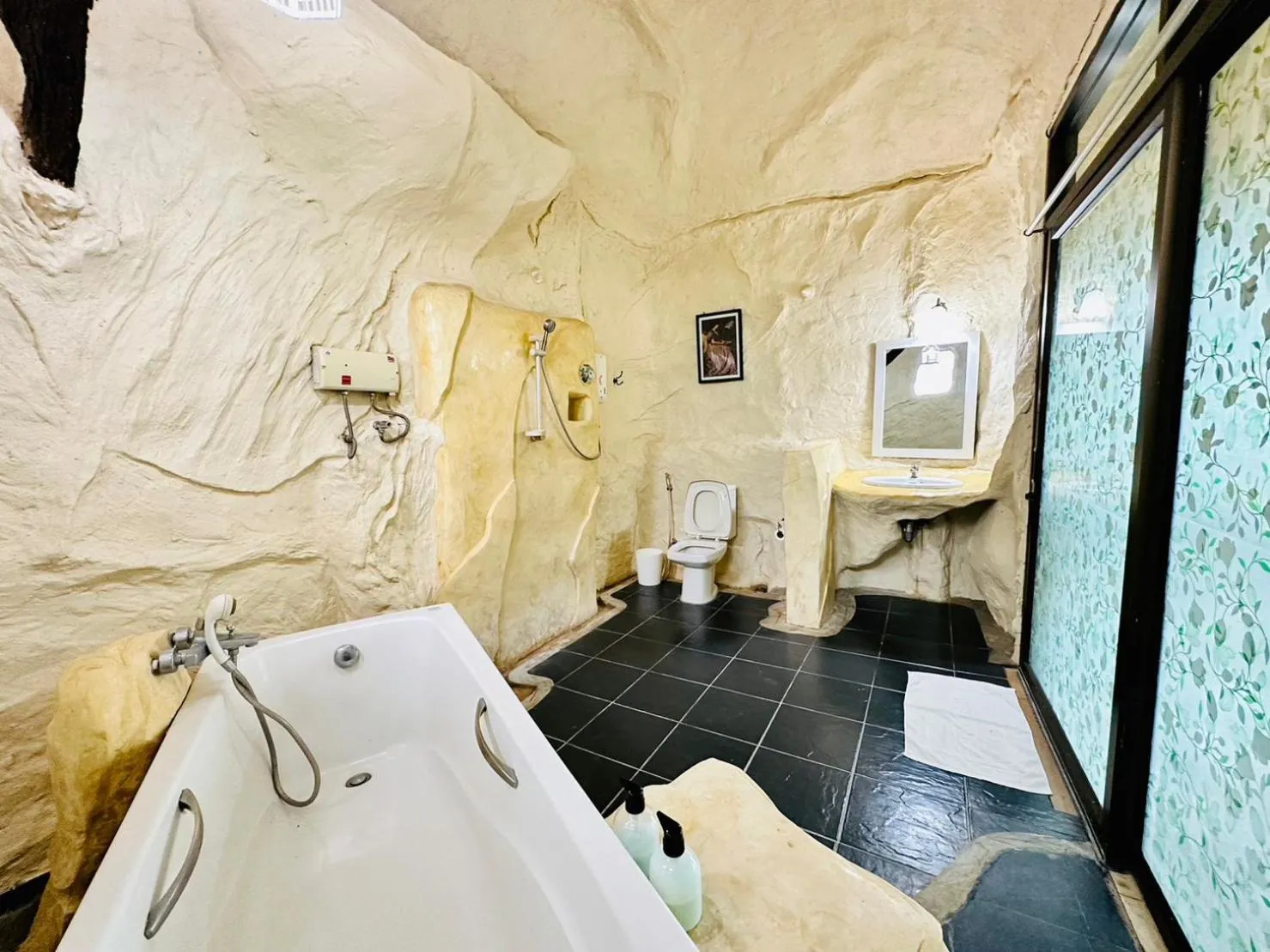 Bathroom in Yoko River Kwai Resort