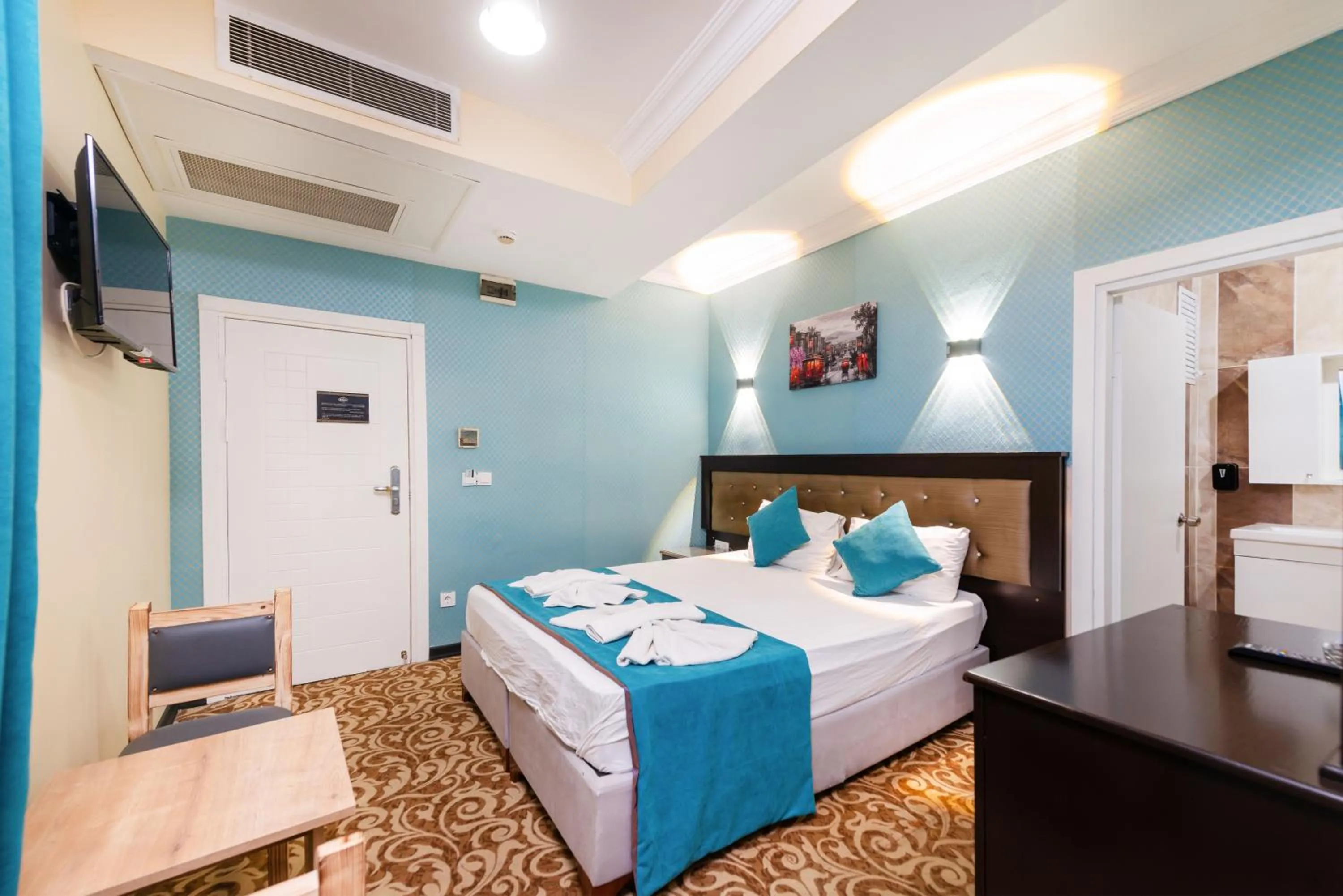 Photo of the whole room in Grand Abimo Hotel