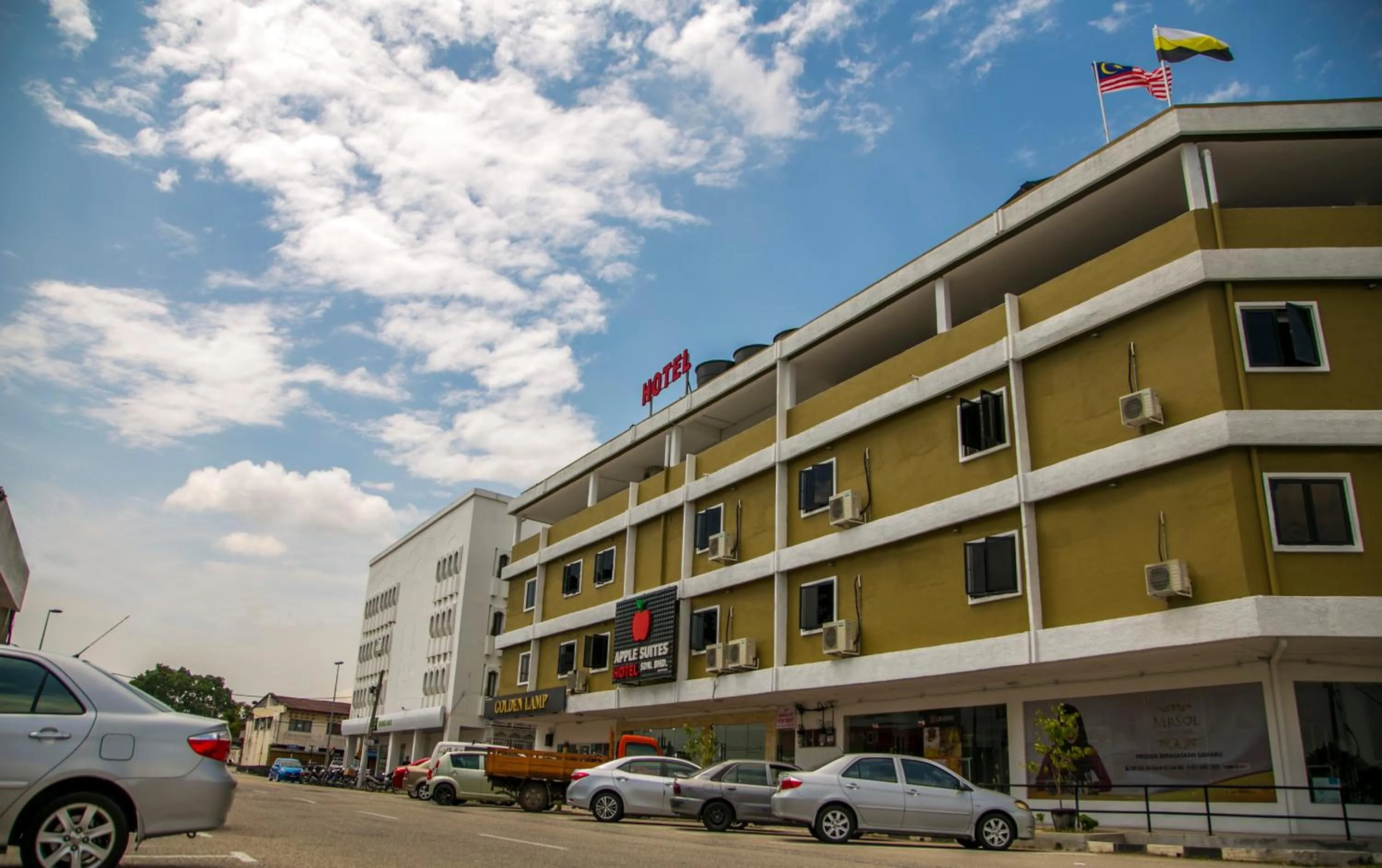 Property building in Apple Suites Hotel