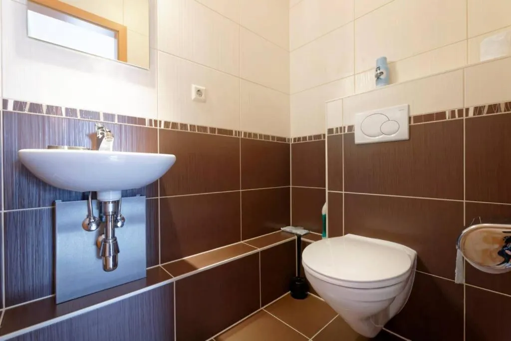 Toilet in Rooftop Luxembourg Ville