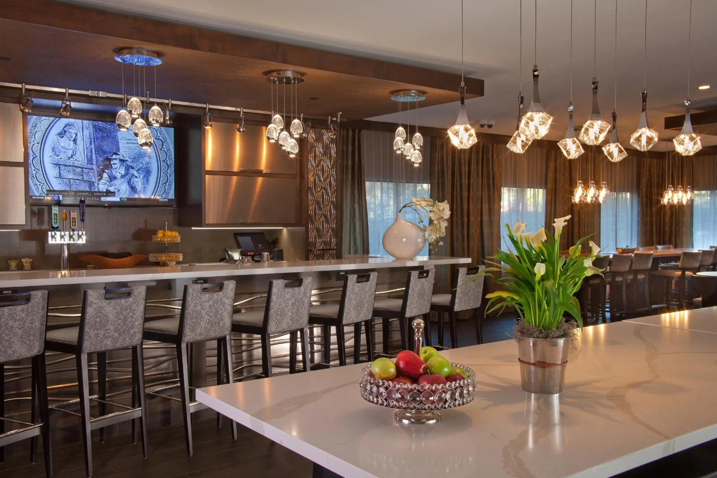 Restaurant/places to eat in Silver Cloud Hotel - Seattle University of Washington District