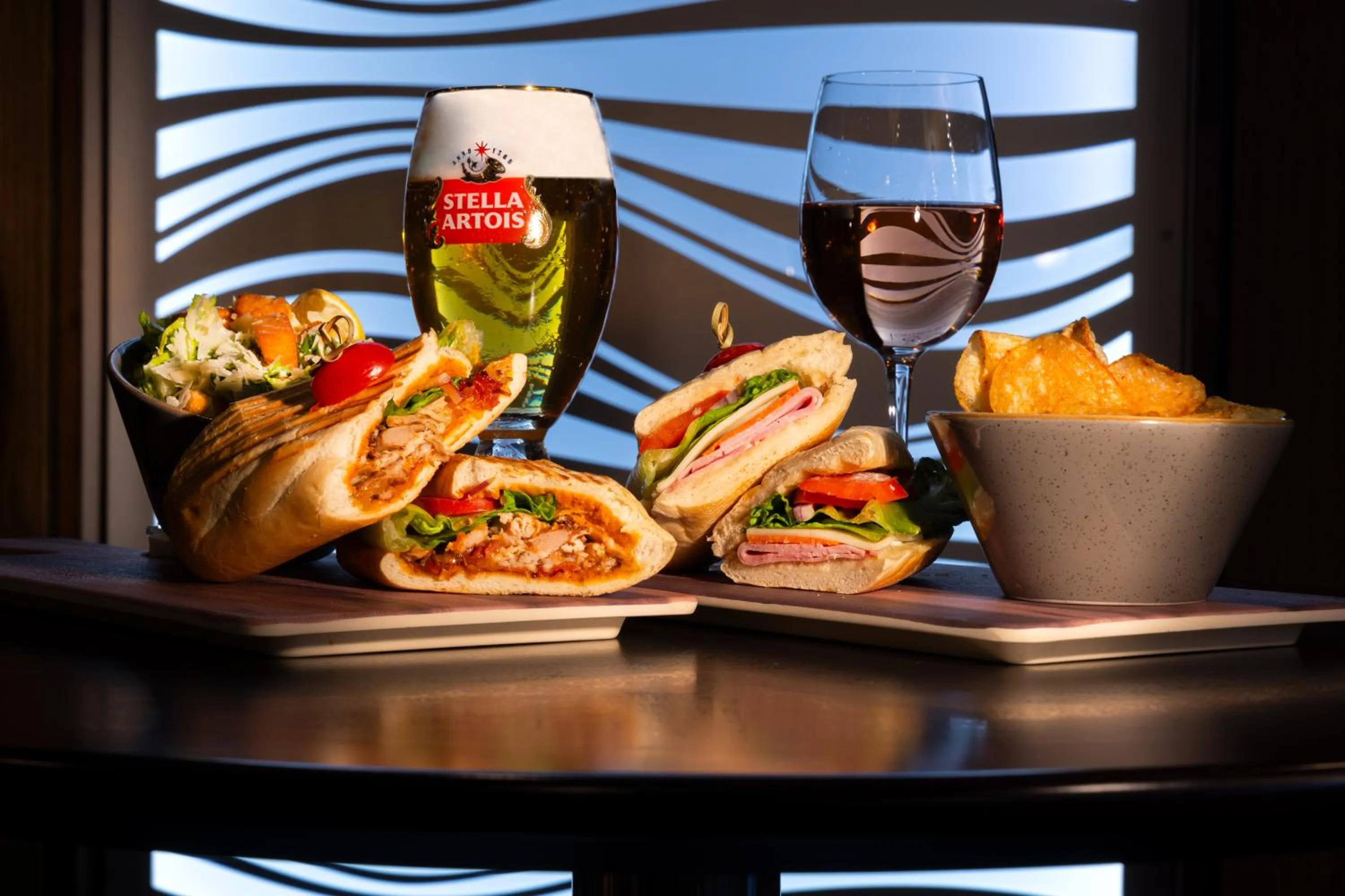 Restaurant/places to eat in Silver Cloud Hotel - Seattle University of Washington District