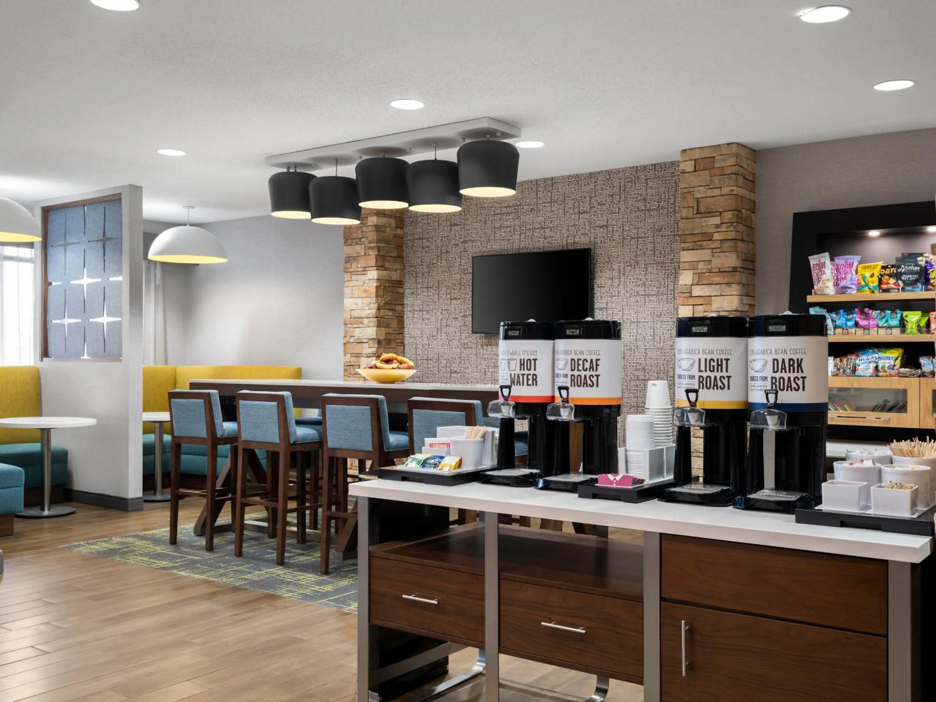 Lobby or reception in Hampton Inn Ottawa - Starved Rock Area