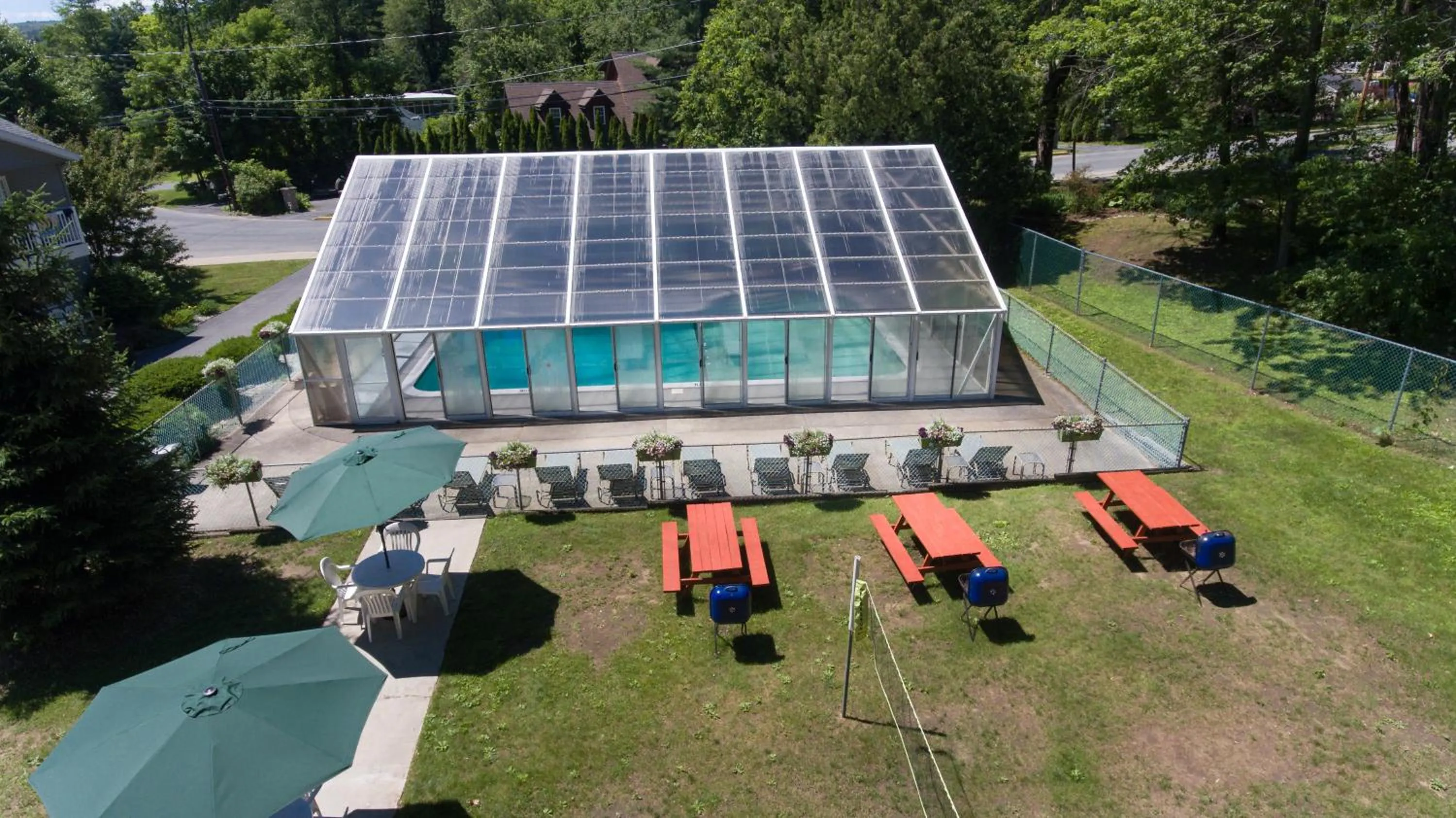 BBQ facilities in Americas Best Value Inn & Suites Lake George