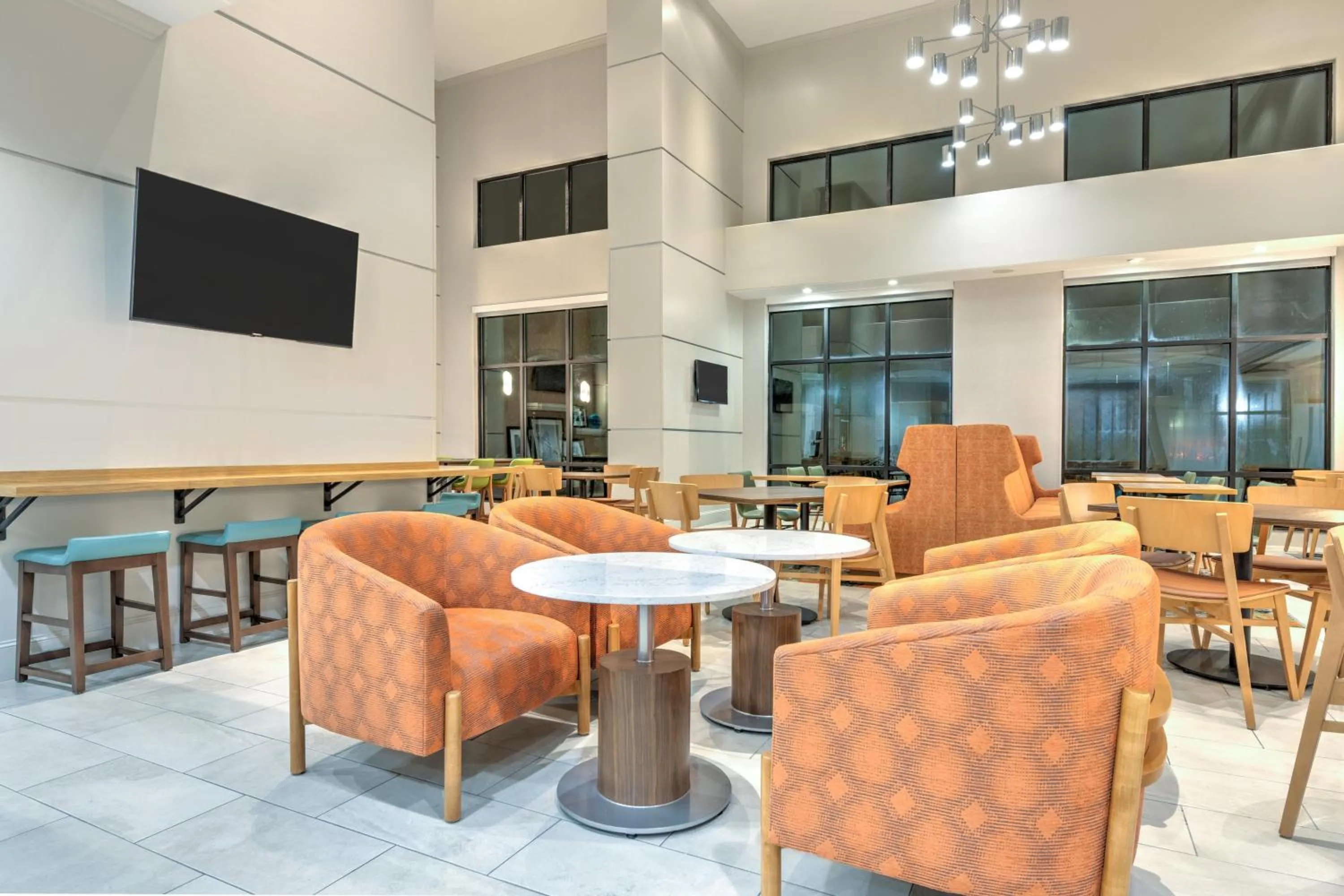 Breakfast in Hampton Inn and Suites Houston Pasadena