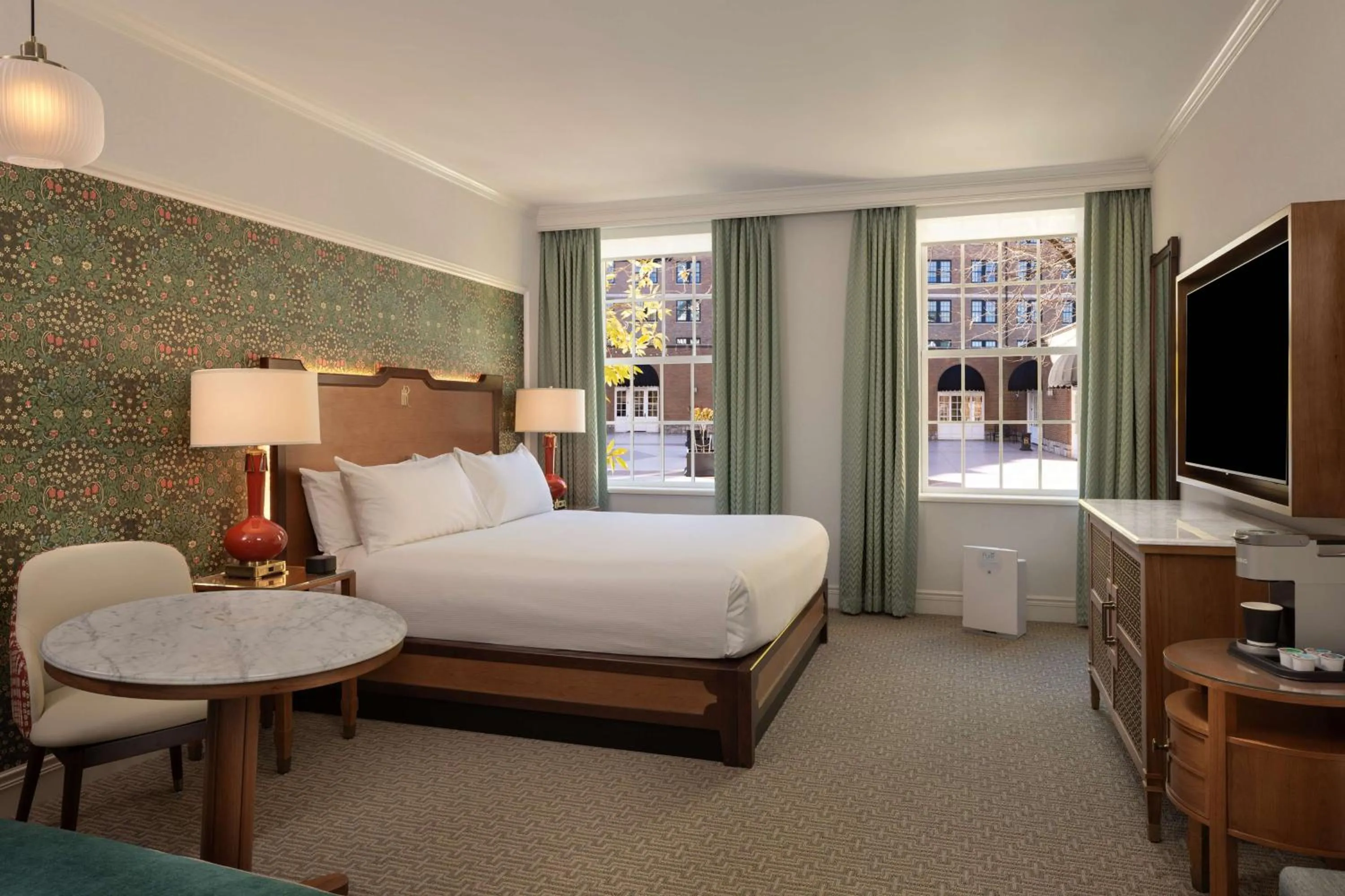 Bed in Hotel Roanoke & Conference Center, Curio Collection by Hilton