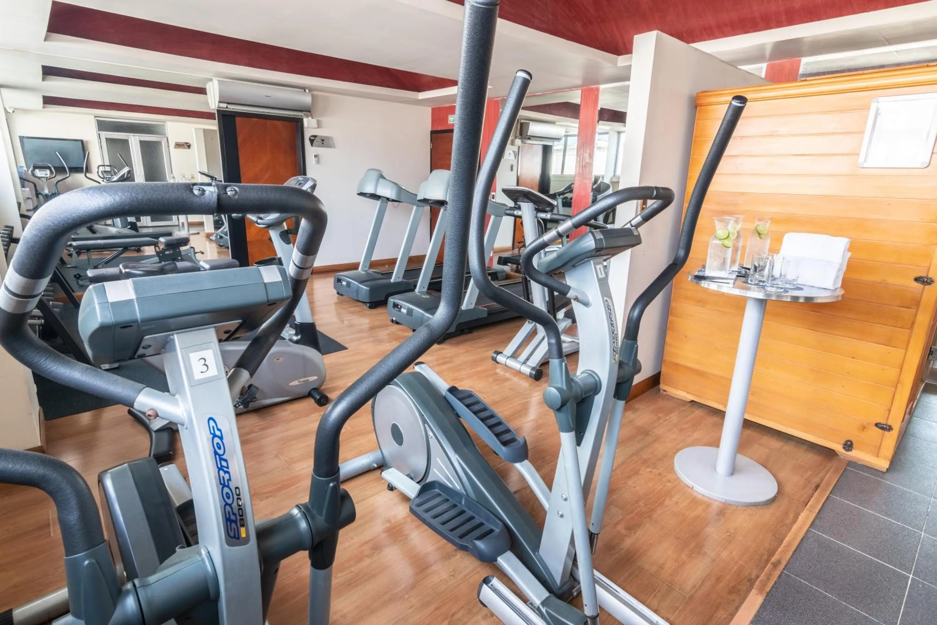 Fitness centre/facilities in GHL Hotel Abadia Plaza
