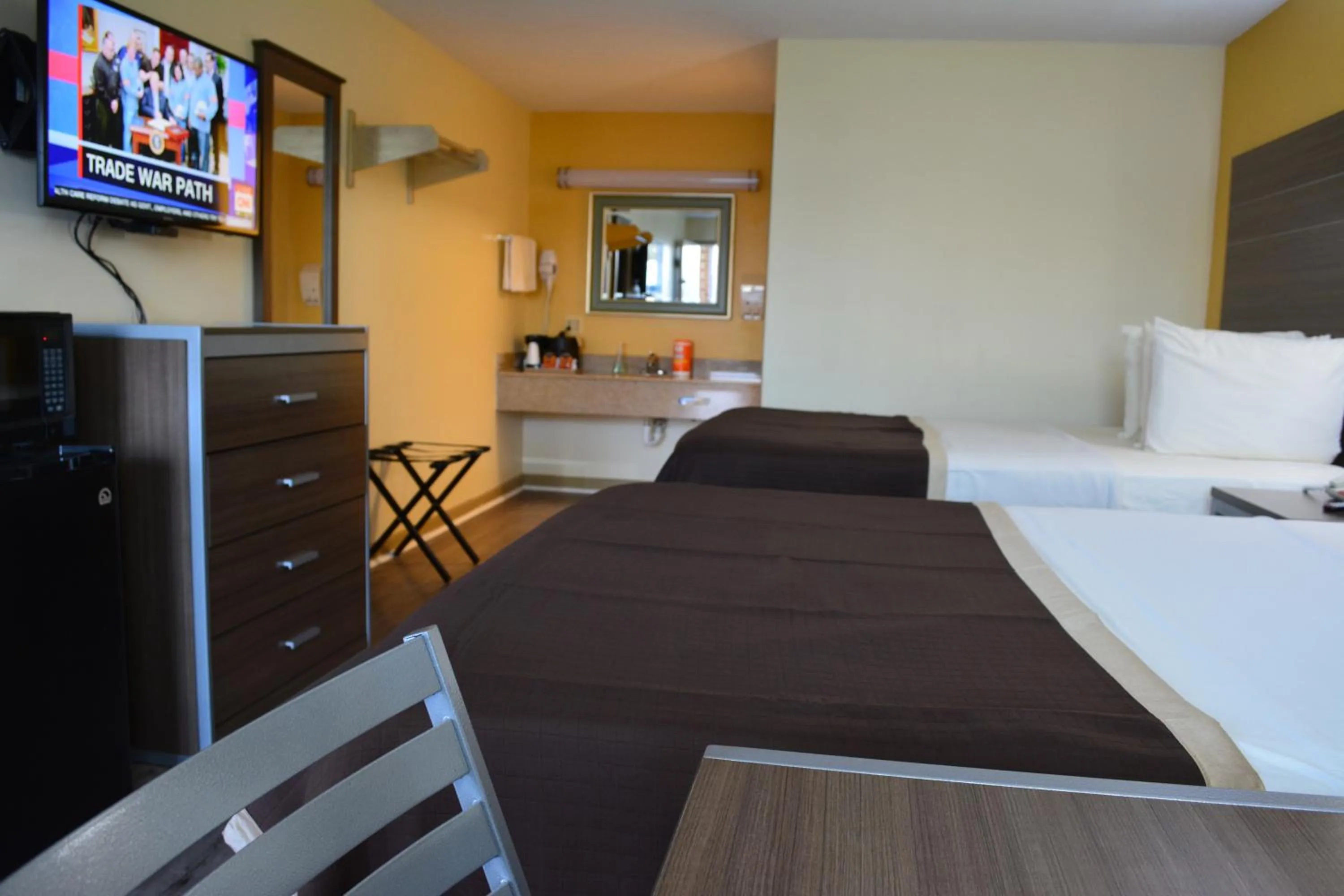 Bed in Southern Inn Lumberton