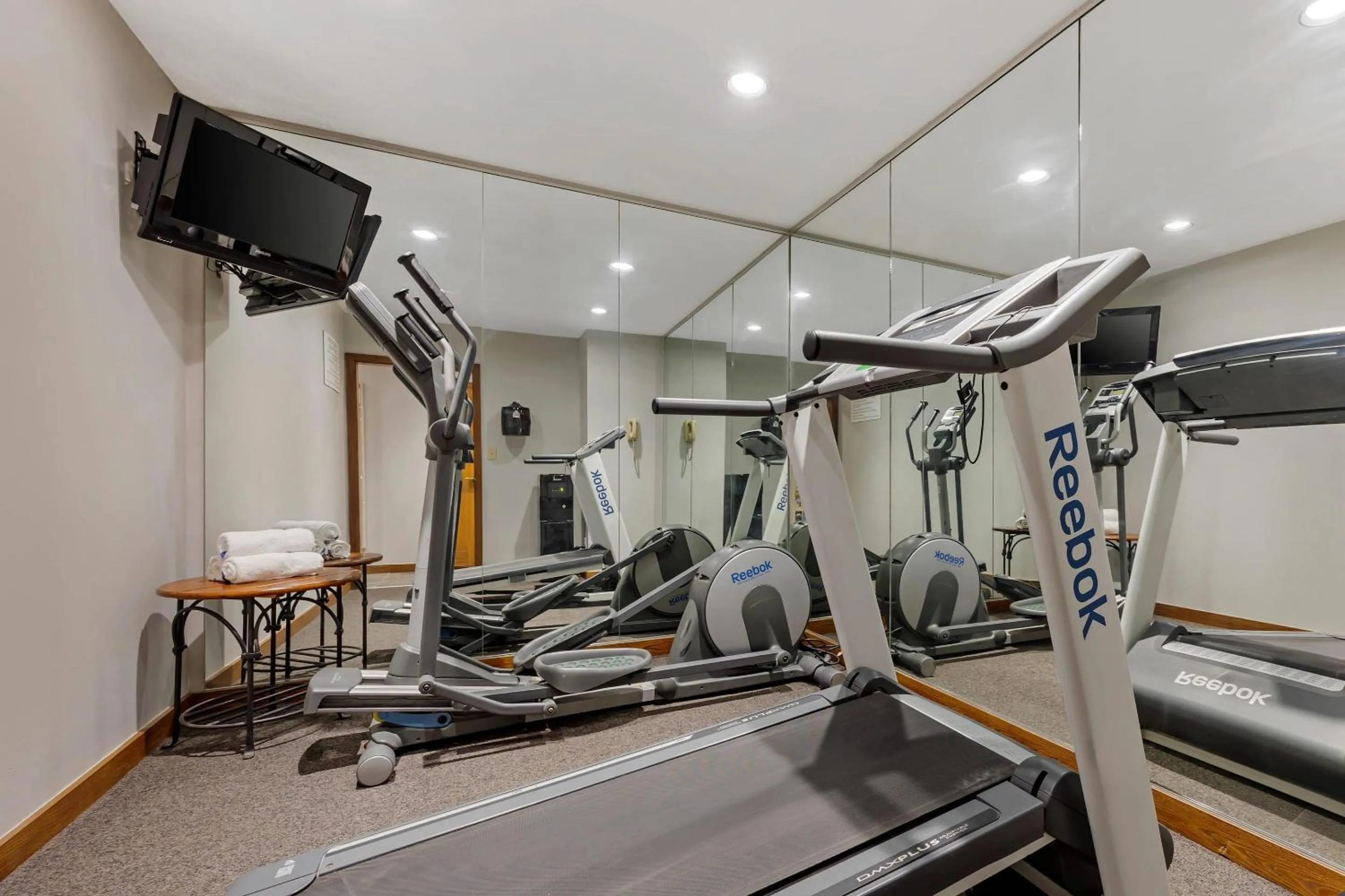 Fitness centre/facilities in MainStay Suites Springfield South - Battlefield Rd