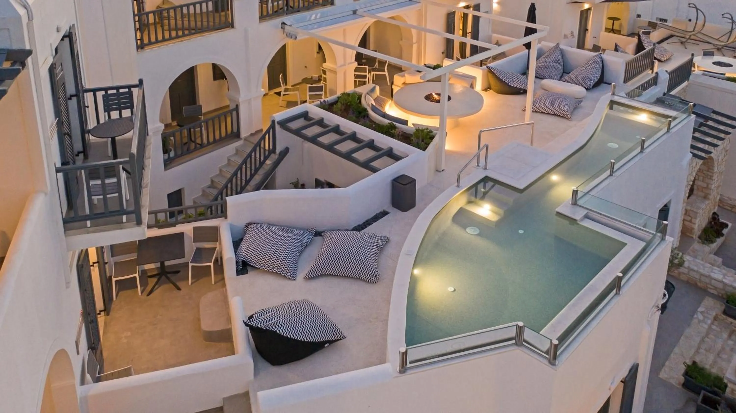 Pool view in Parian Boutique Hotel