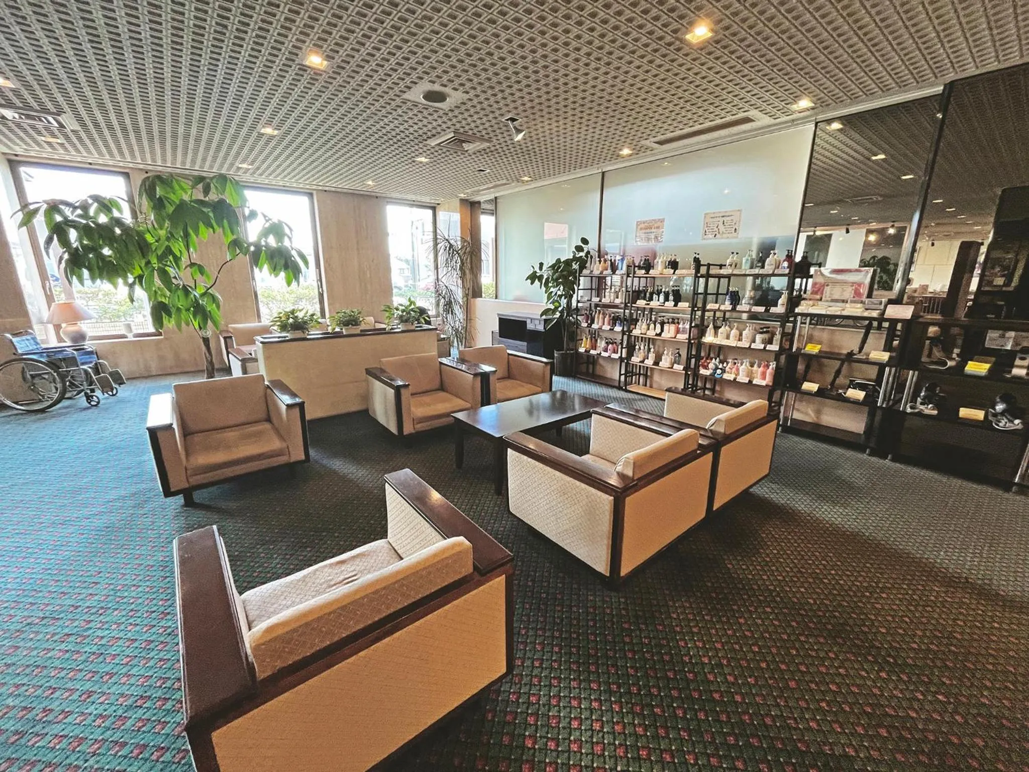 Lobby or reception in Yatsushiro Grand Hotel