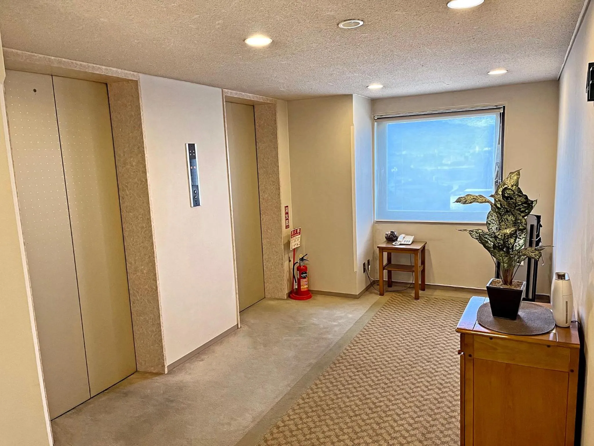 elevator in Yatsushiro Grand Hotel