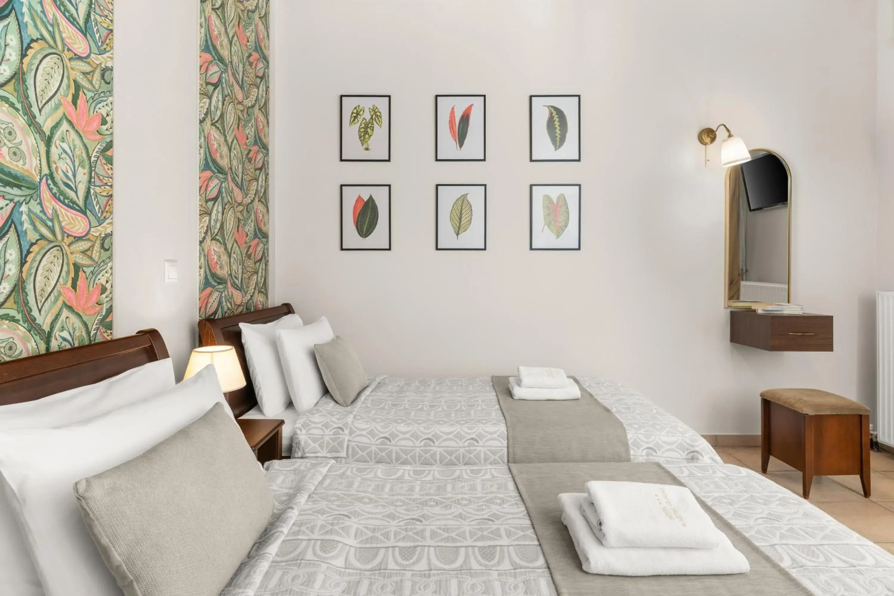 Standard Single Room with Shower - single occupancy in Lilea's Castle Standard Single Room with Shower - single occupancy in Lilea's Castle