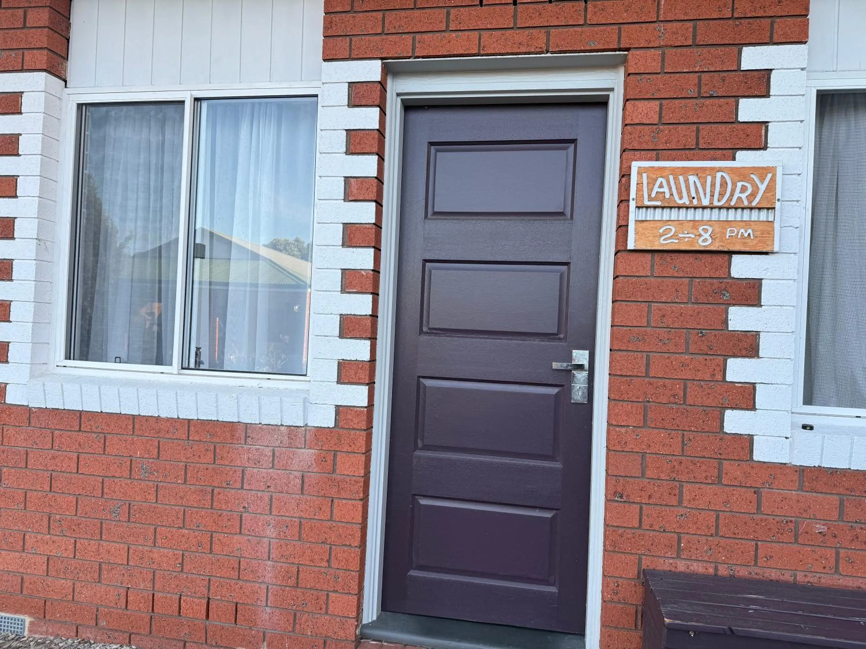 laundry in Beachcomber Motel & Apartments