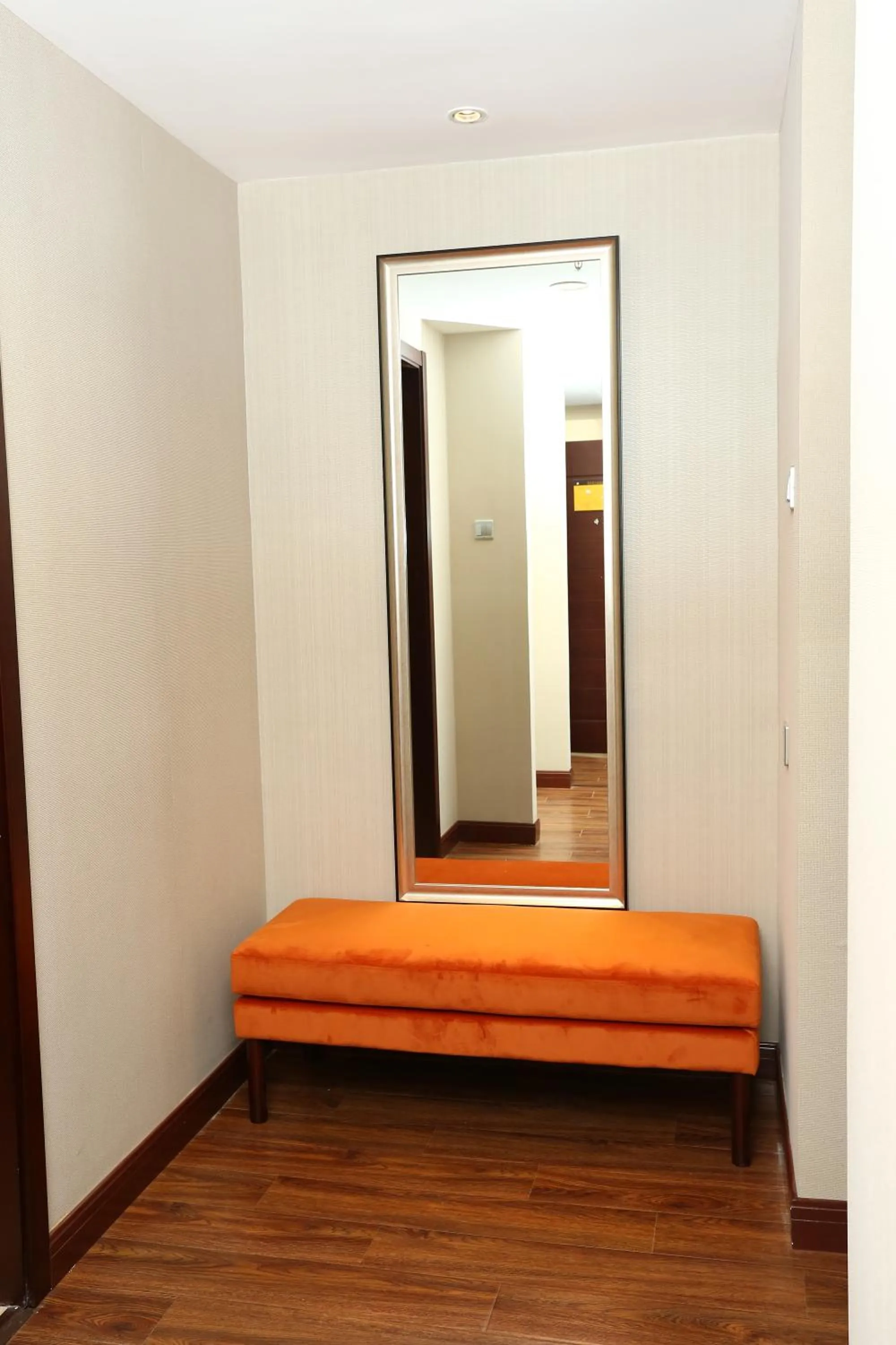 Bed in Beijing Sunflower Hotel--Beijing Universal Studios Resort