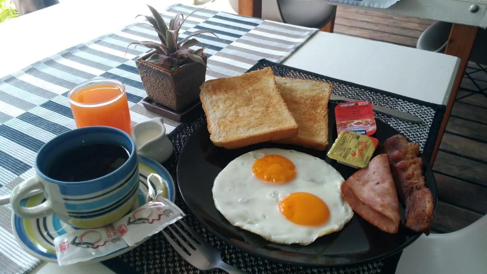 Restaurant/places to eat in Coco Garden Resort