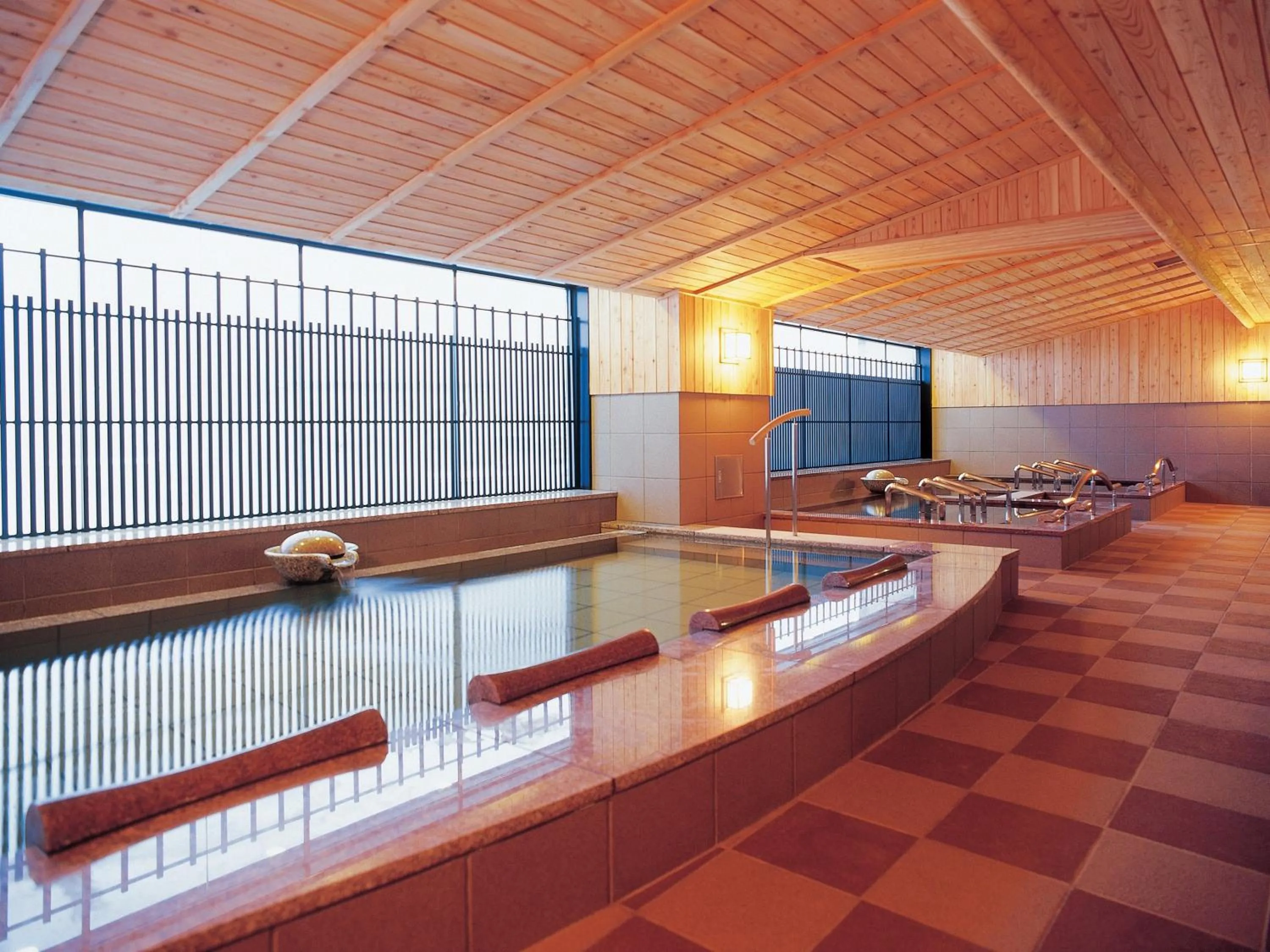 Hot Spring Bath in Akan Tsuruga Besso Hinanoza