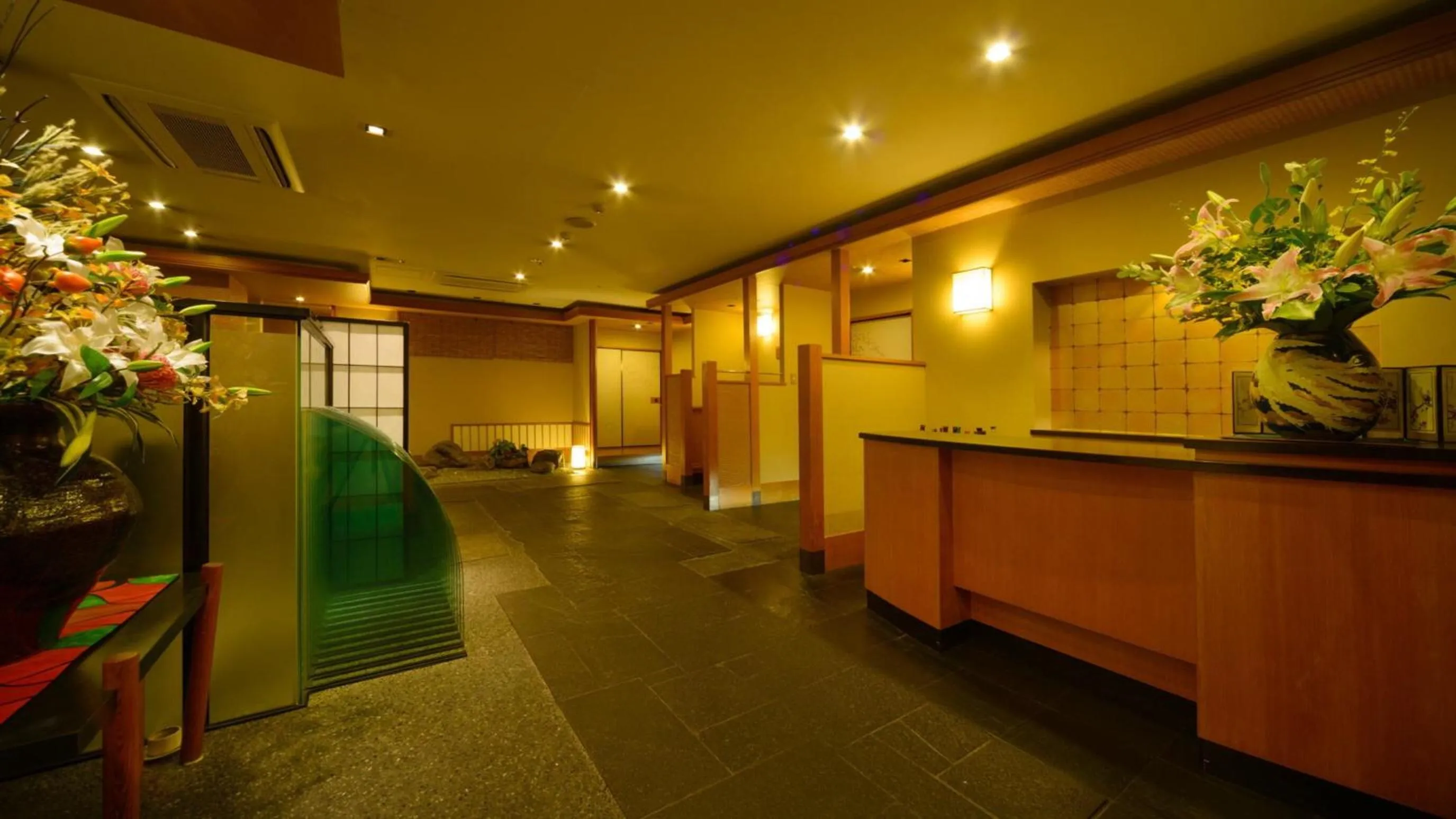 Lobby or reception in Hotel Isago Kobe