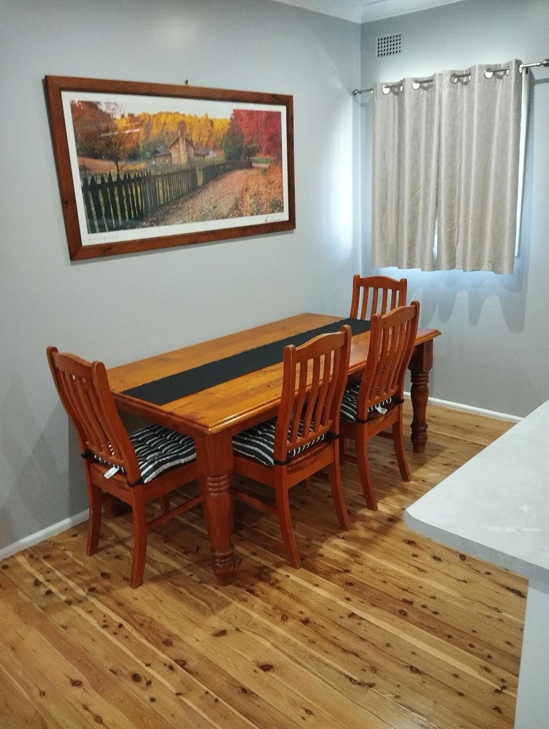 Across Country Motor Inn