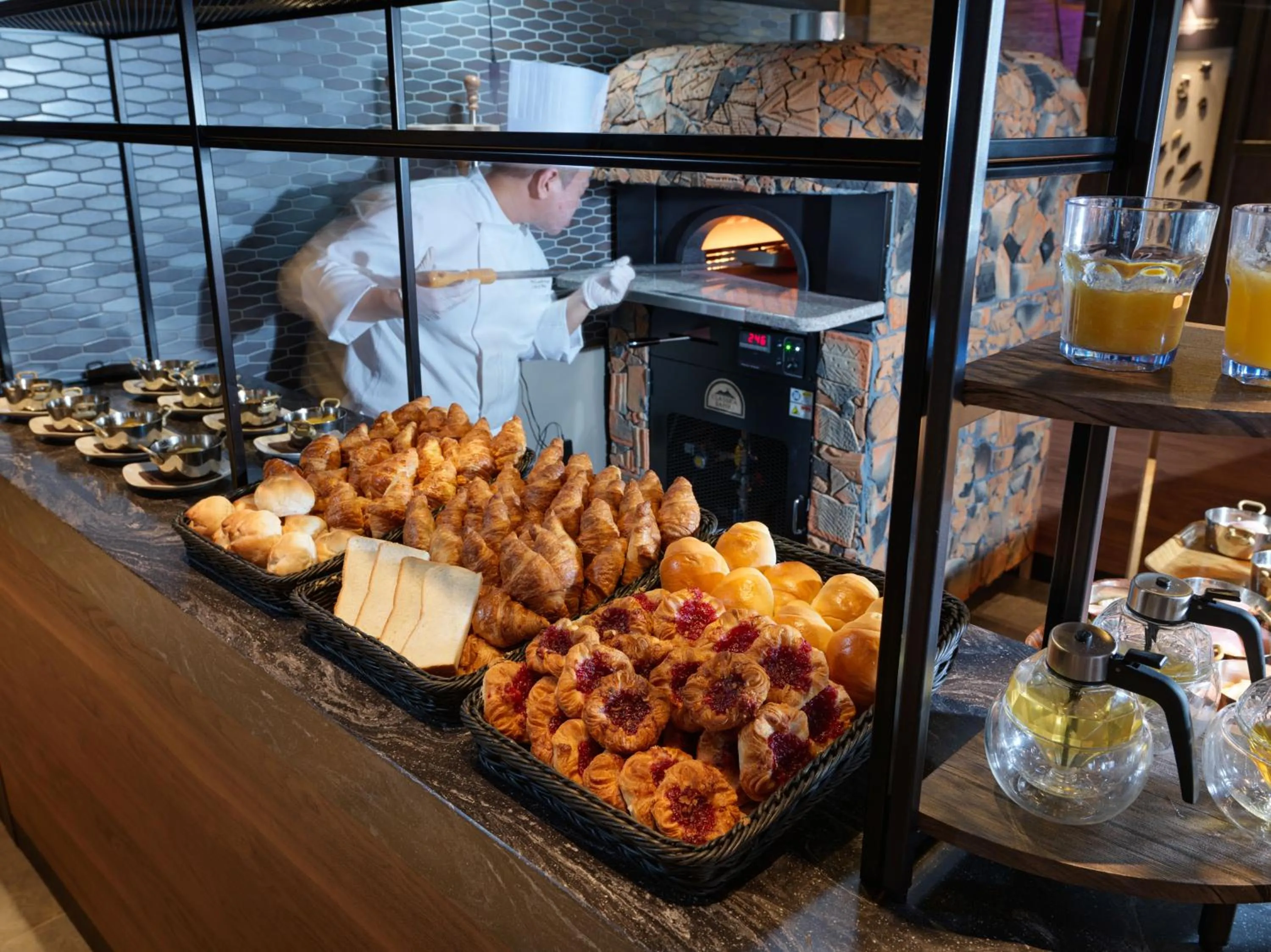 Buffet breakfast in Lake Saroma Tsuruga Resort