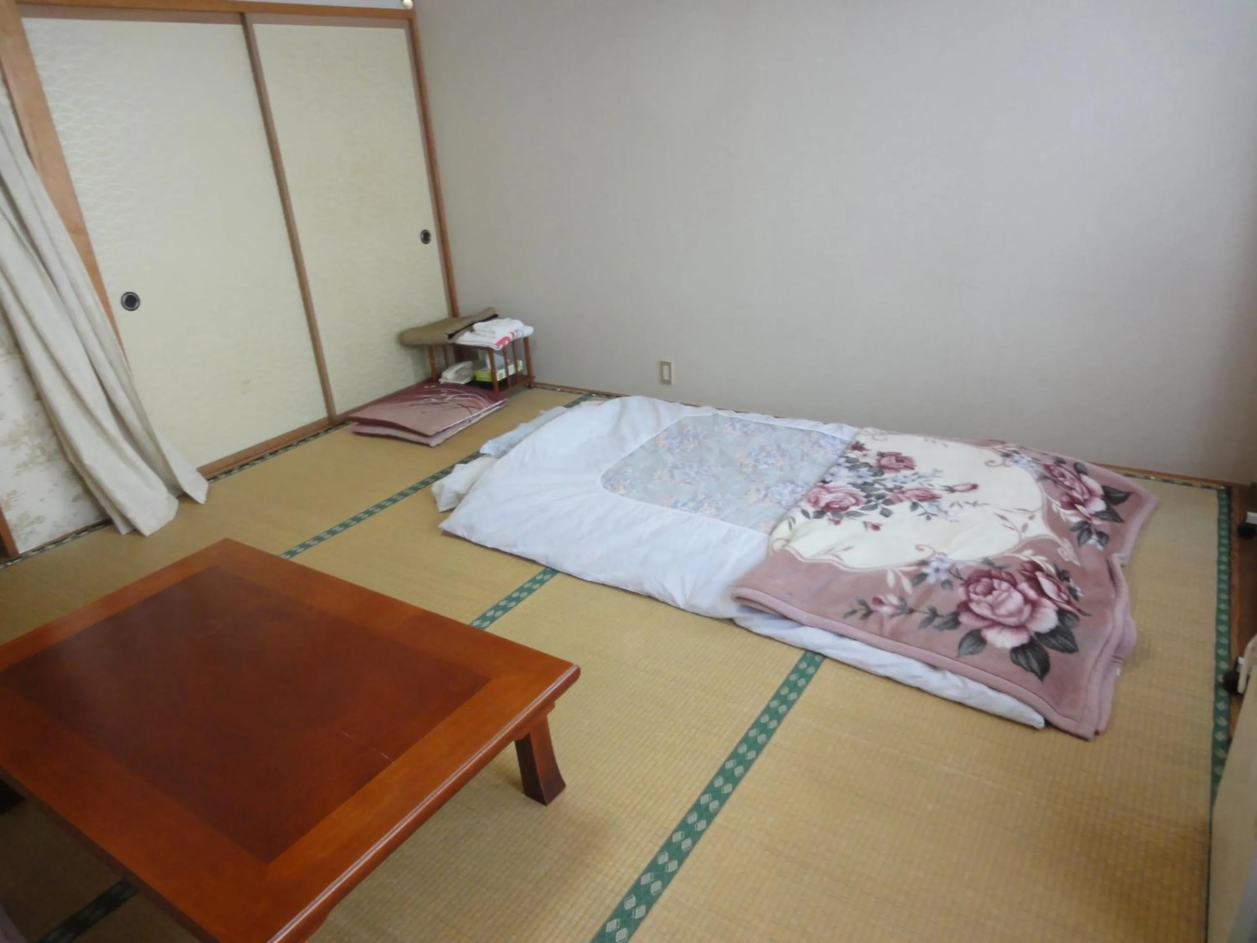 Photo of the whole room, Bed in Star Hotel Akakura