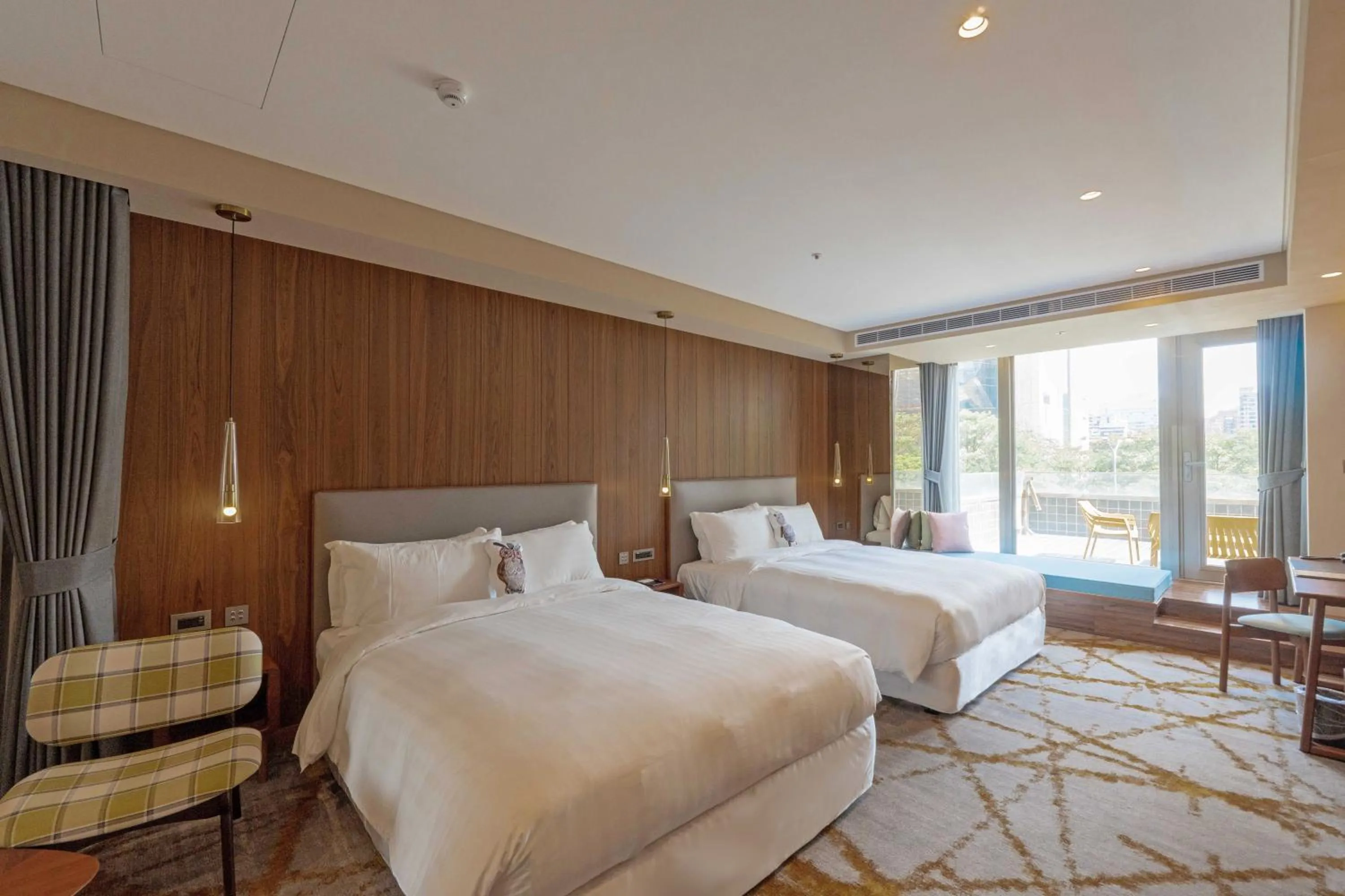 Bedroom, Bed in Home Hotel