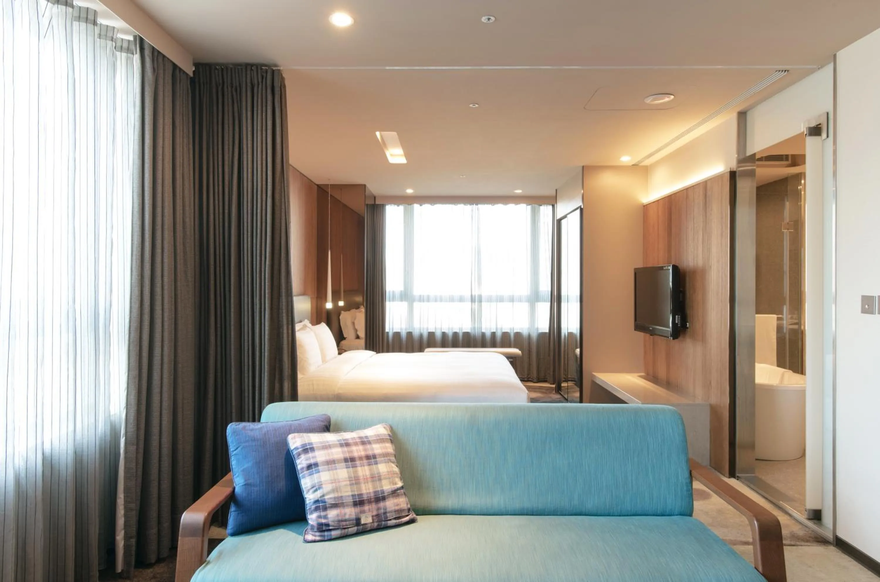 Bedroom, Bed in Home Hotel