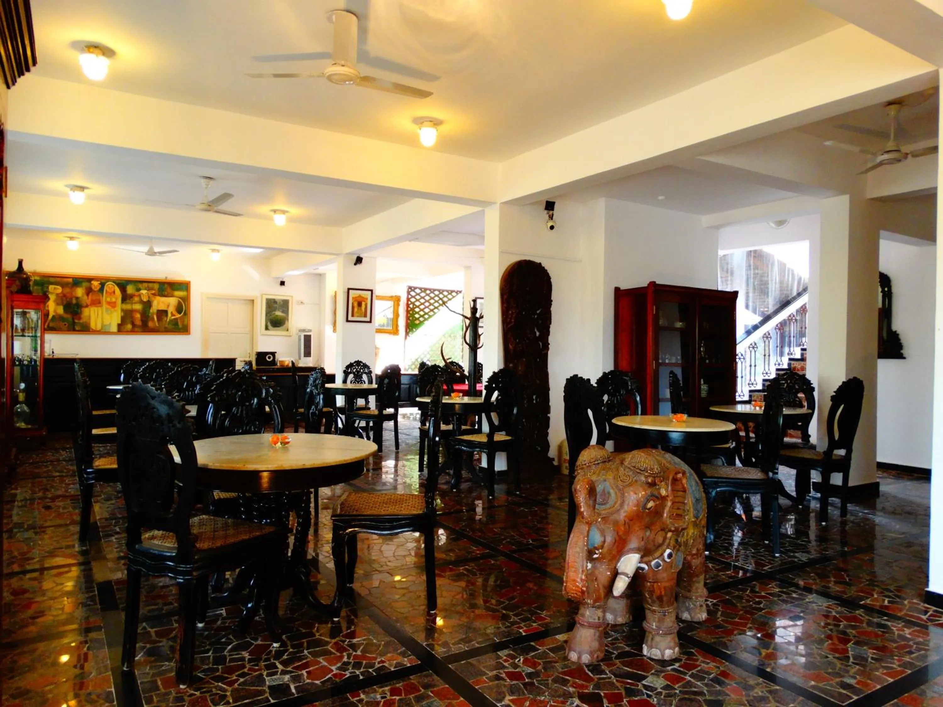 Lounge or bar in WelcomHeritage Panjim Inn