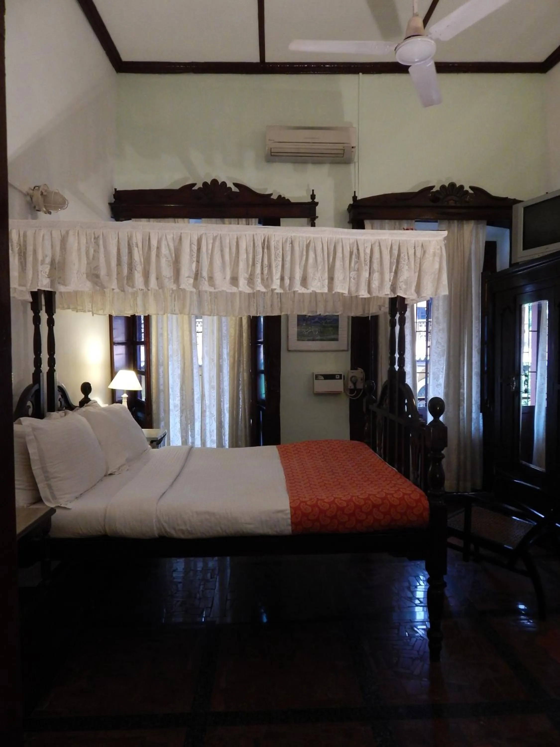 Day, Bed in WelcomHeritage Panjim Inn