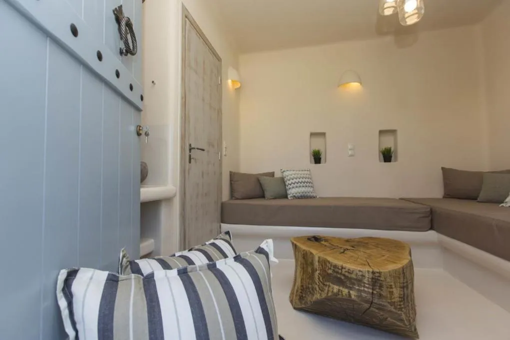 Medusa Beach Resort & Suites