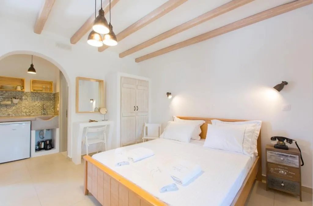 Medusa Beach Resort & Suites