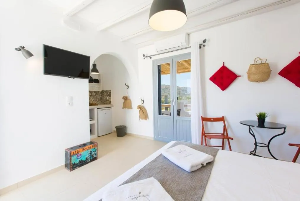 Medusa Beach Resort & Suites