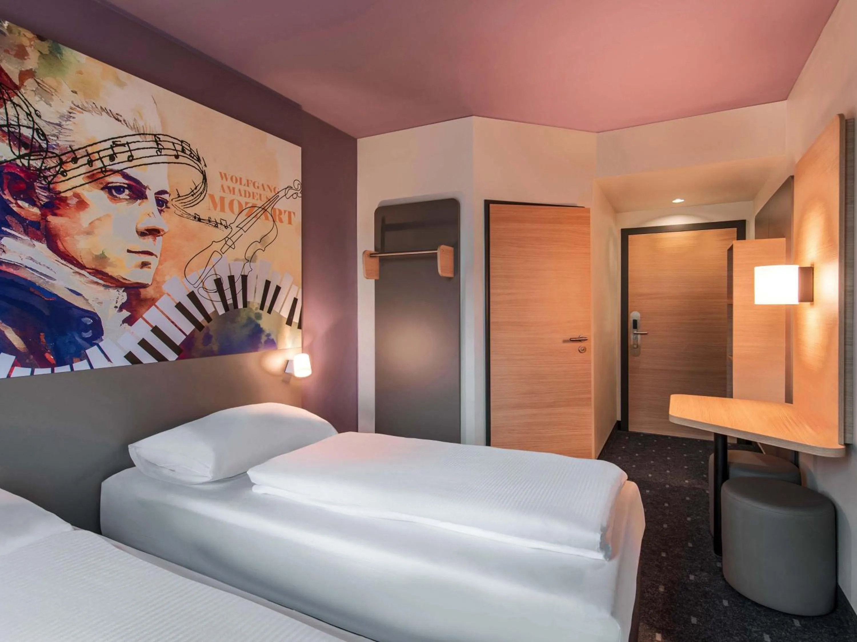 Photo of the whole room, Bed in B&B HOTEL Salzburg-Süd