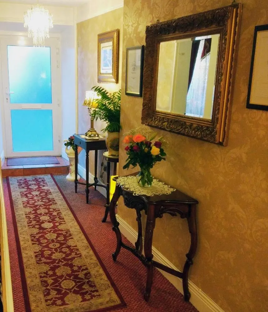 Property building in Inishross House