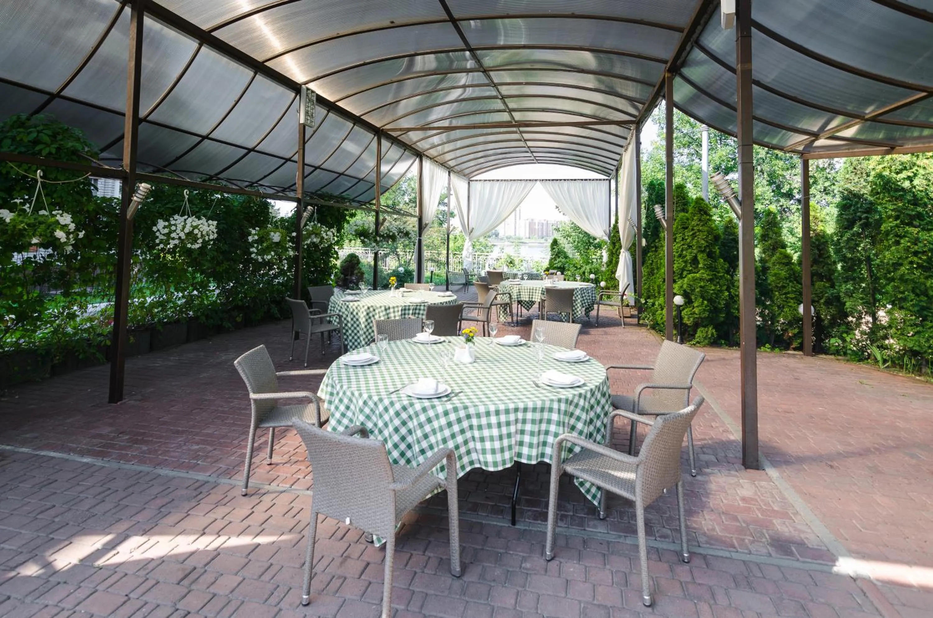 Restaurant/places to eat in VitaPark Borysfen