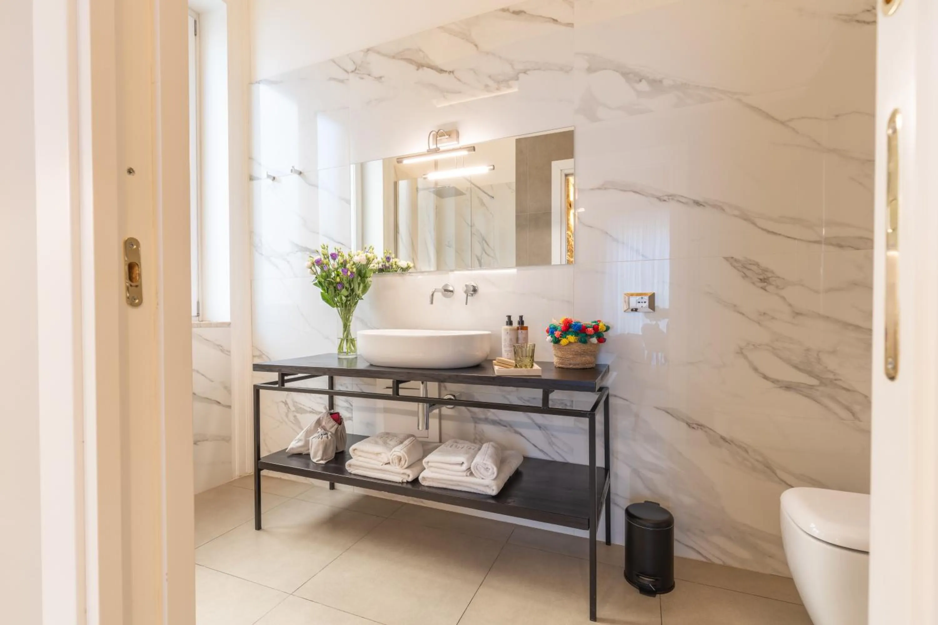 Family Affair Luxury Rooms&Suites